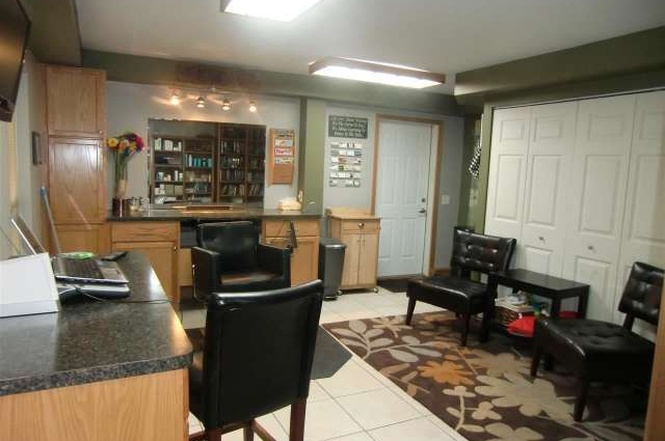 1056 listing8.jpg