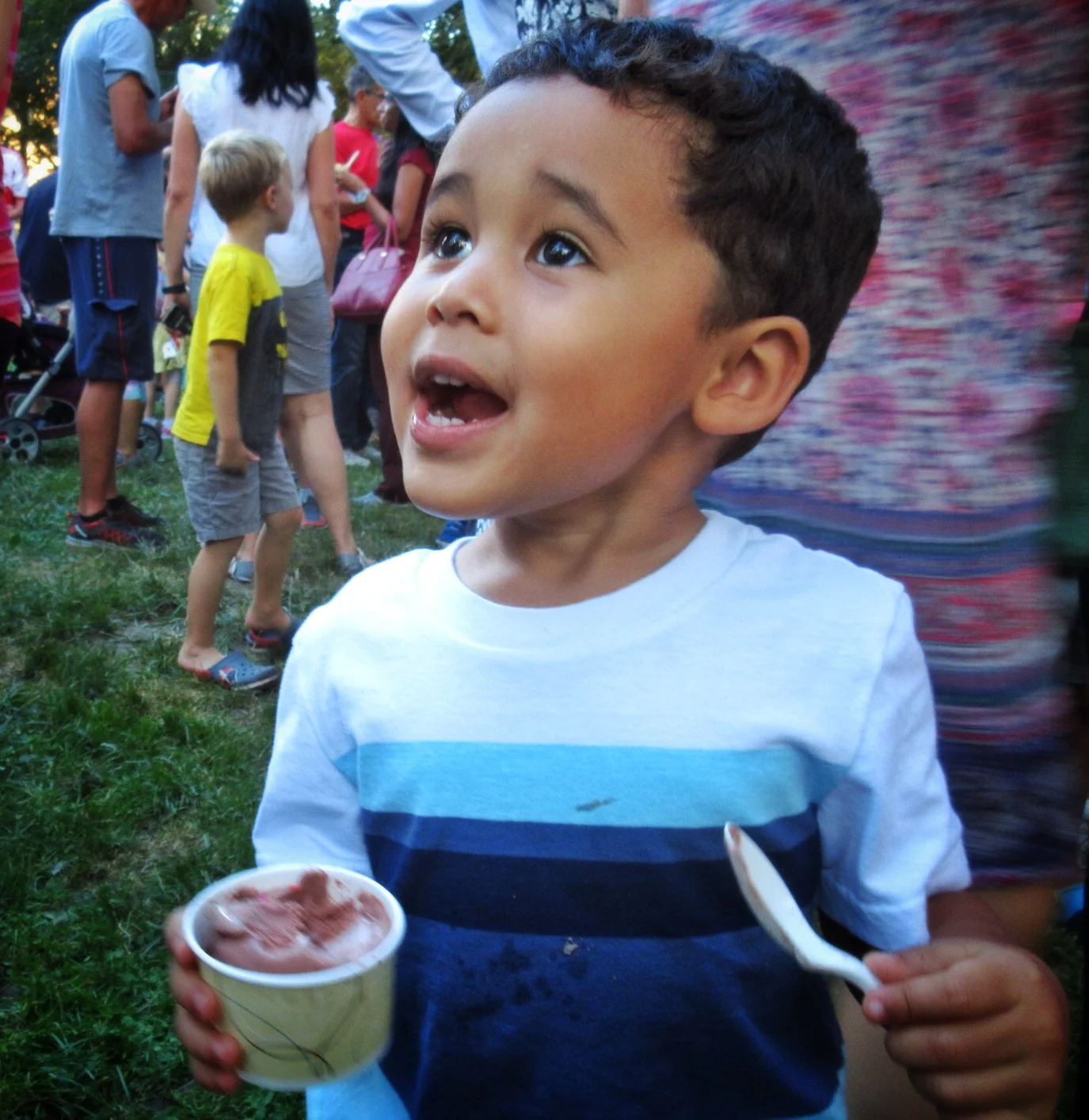 Who has two thumbs and loves ice cream? This guy! 👍🏽👍🏽💕🍦