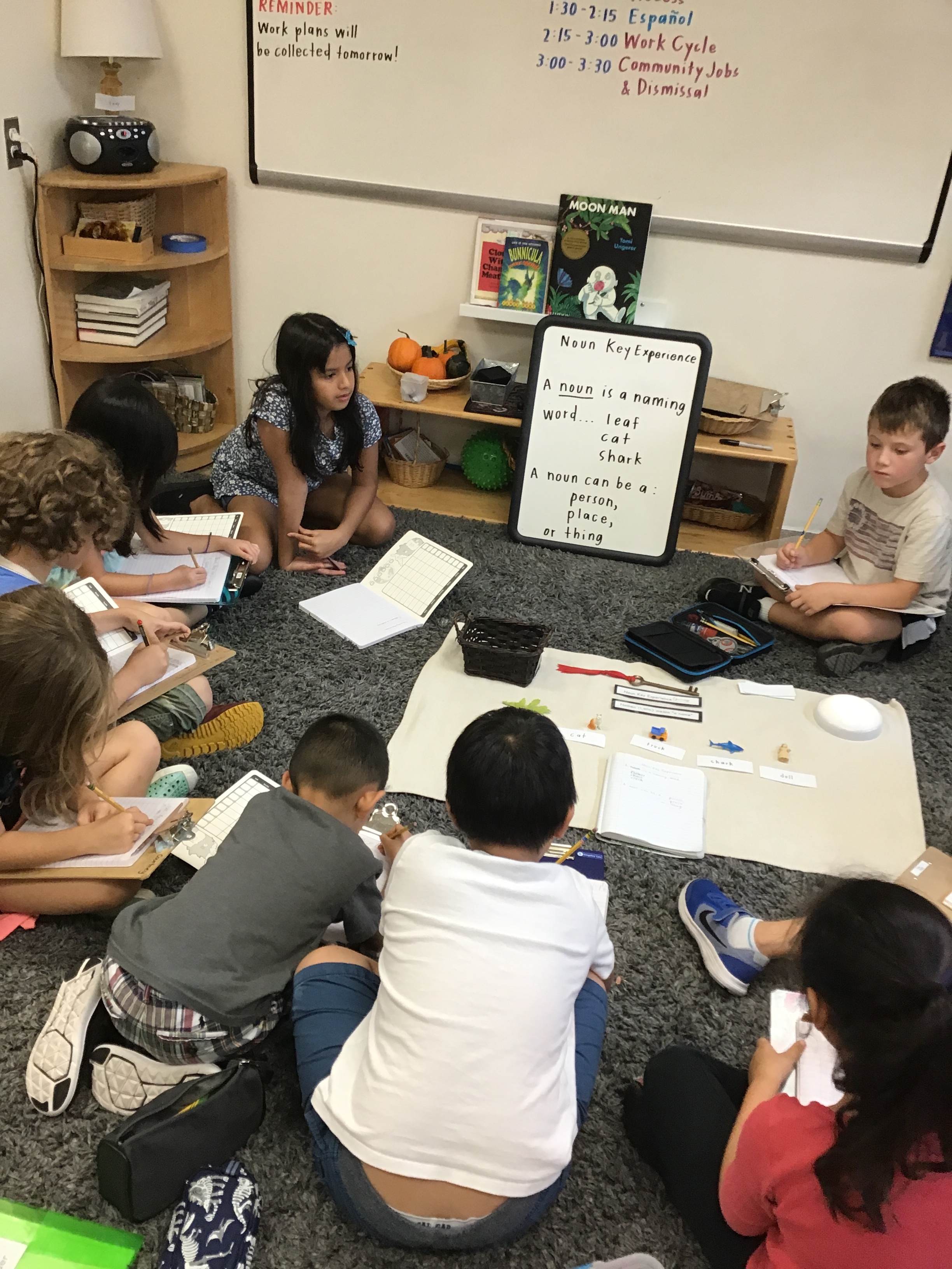First levels had their first Grammar Key Experience which will introduce them to all the parts of grammar for the rest of the time in Earth Room  