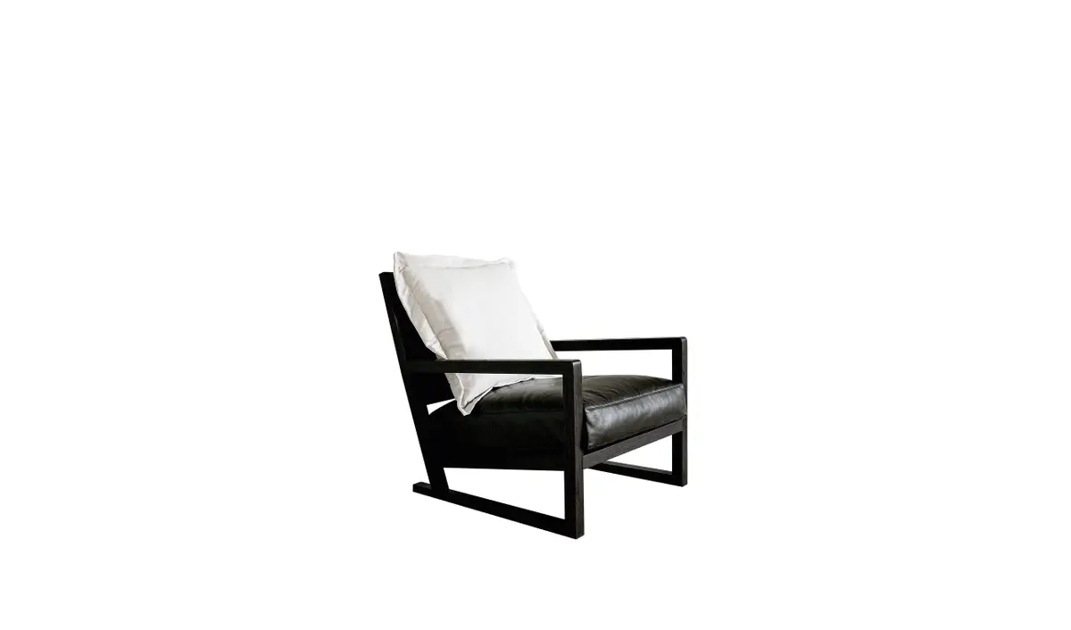 Slider_0_189_maxalto_armchair_Clio_01_1.png