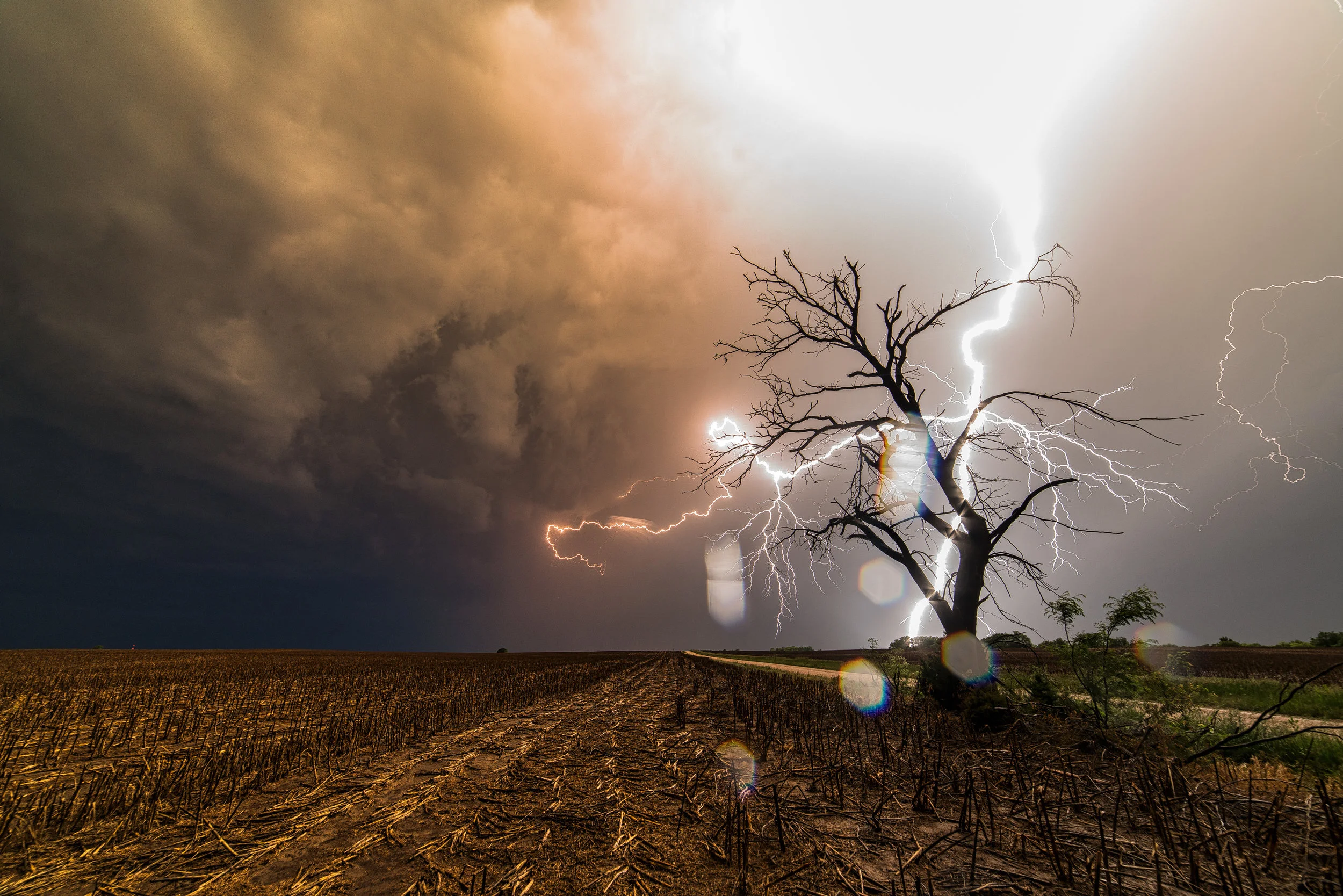 Tornado and other Extreme Weather Photography Nickerson, KS — Hans Mast