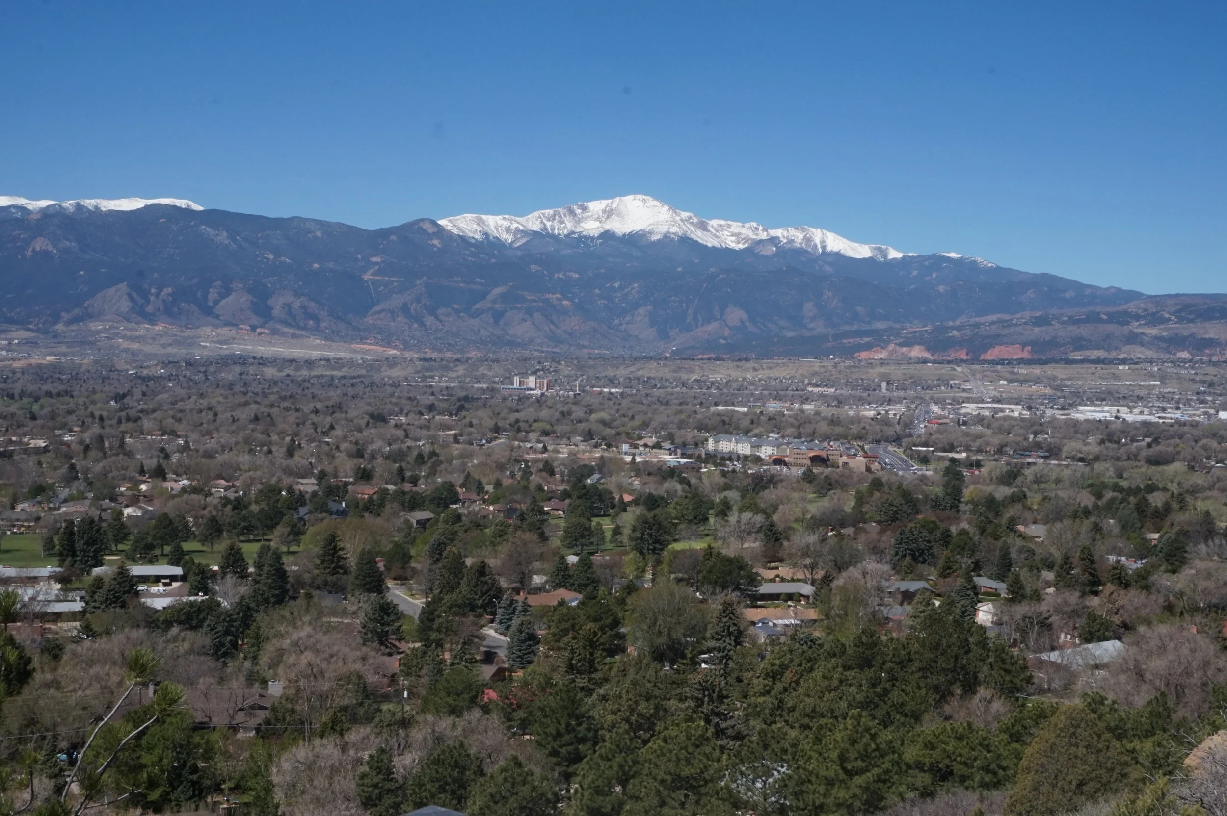 PalmerParkViewofPikesPeak.JPG