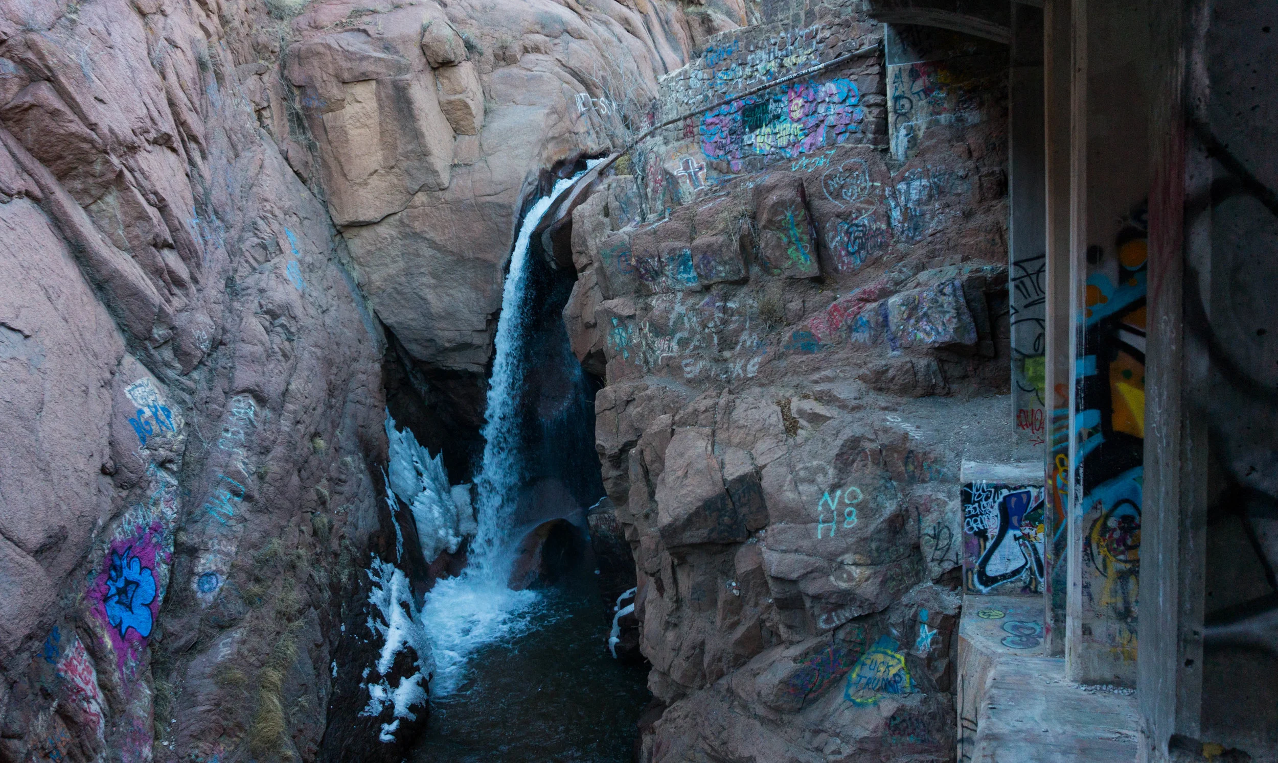 GrafittiFallsWaterfallwithPillars.jpg