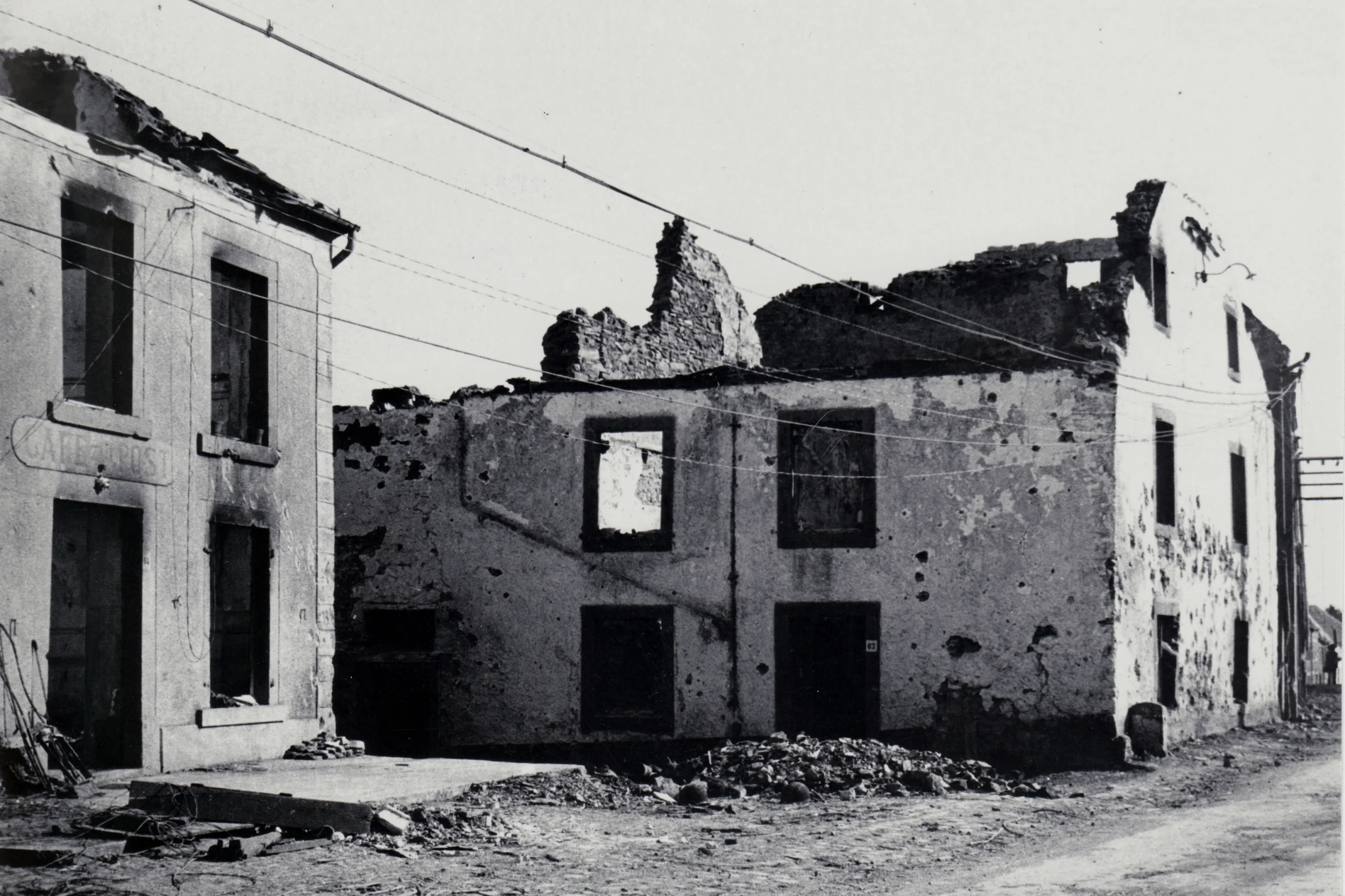 Café de la Post in 1945; today Café des Sports, #42