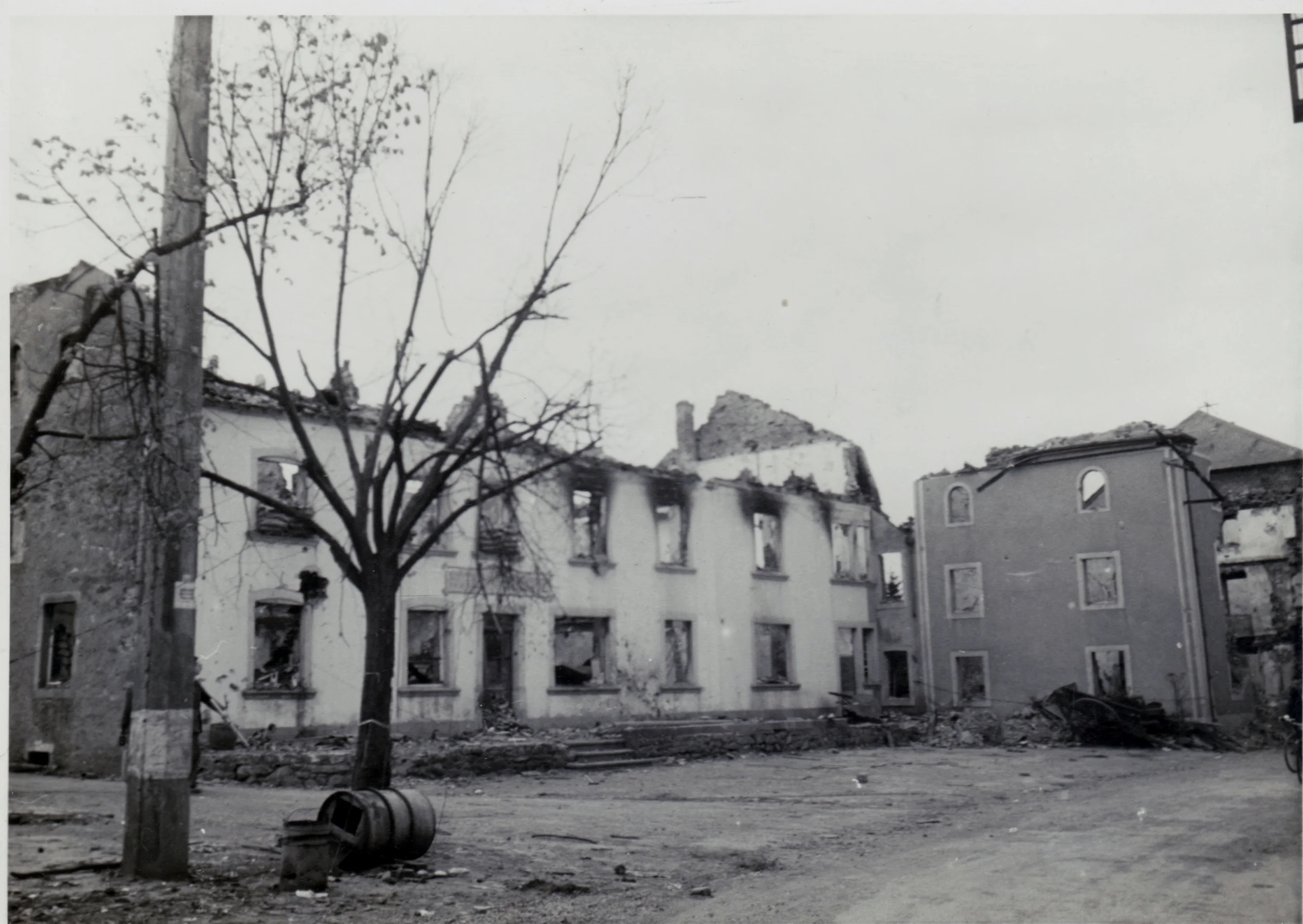 Hotel Schmitz on the left, next to house Petesch; 1945