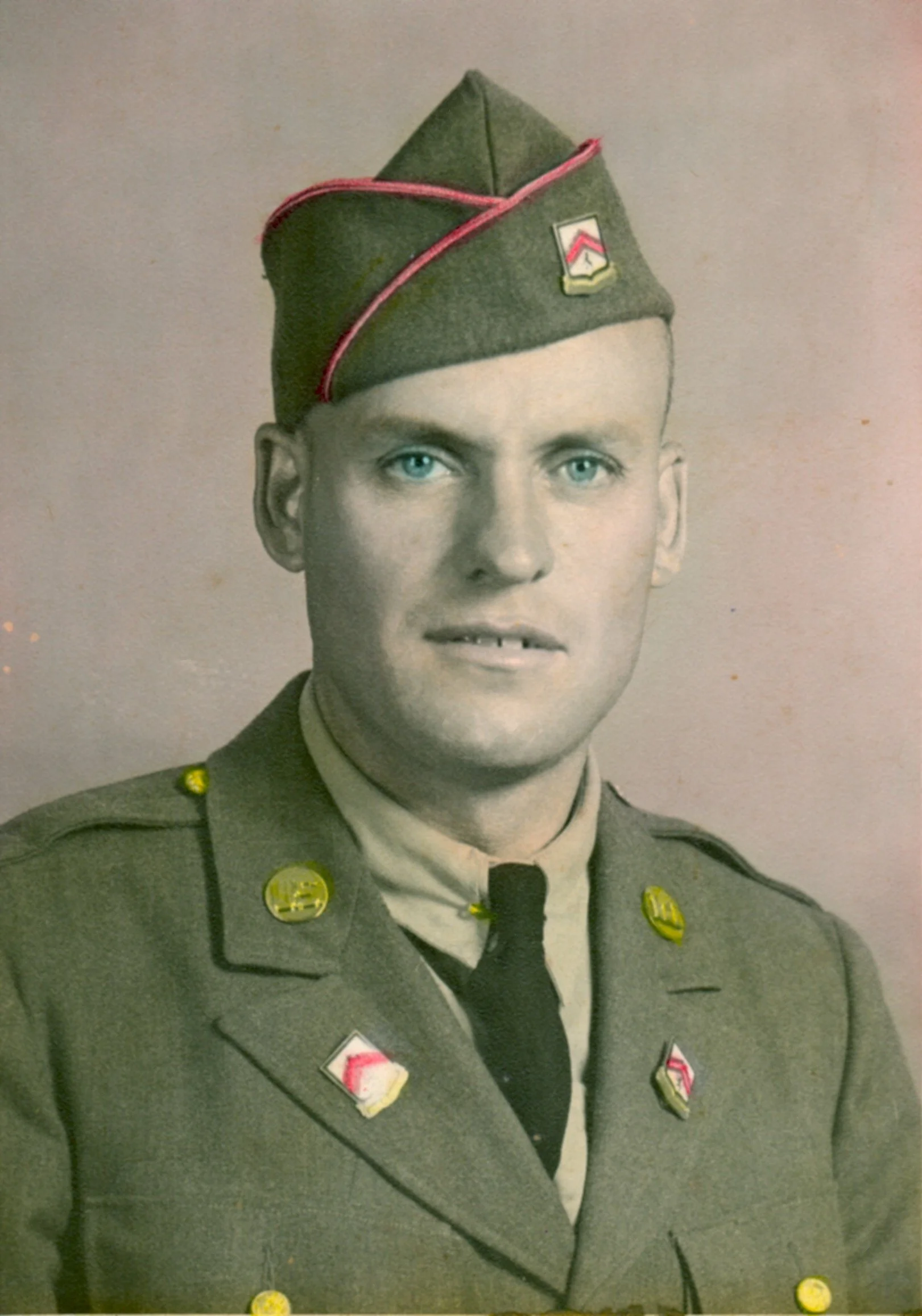 T Sgt Lester Edward Goodermote.jpeg