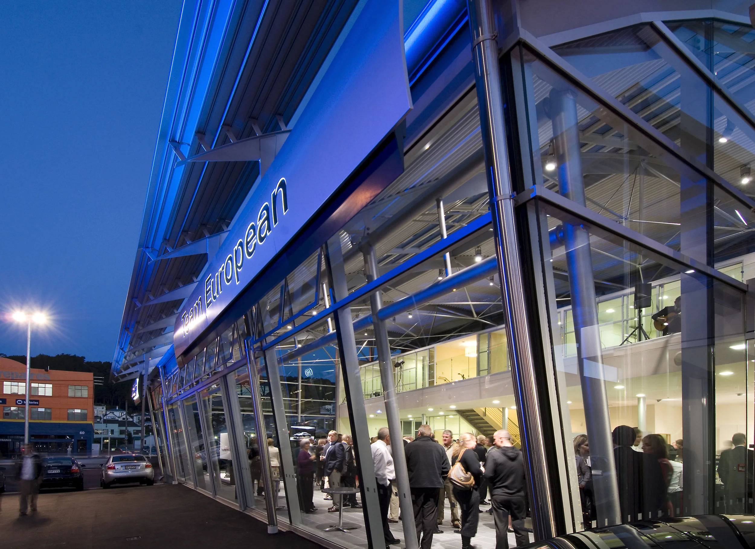 Armstrong Prestige AUDI Hanger by archaus.