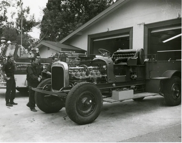 Engineer Charley Kanenbly, Capt Ralph Livingston, Alex McLean, Jerry Hart, Harold Thurber