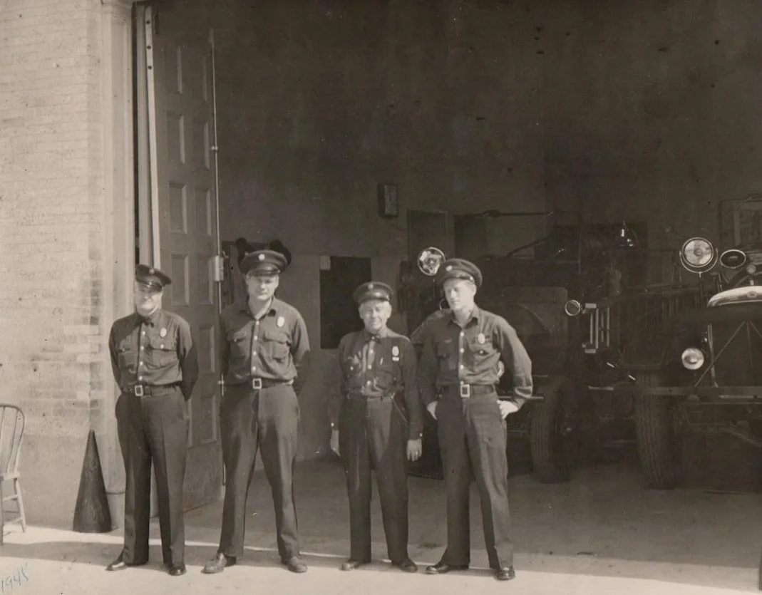 1948- ED STRINGER , JIM GESLER , JOHNNY SAENGER , BILL HOLDEN   