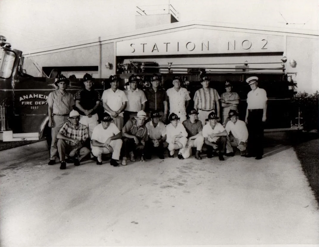    THOMAS LAWLER , ROBERT LAWLER , CHET KUEBLER , BILL PEBLEY , G." WHITEY" EARP , JIM EPPERLY , HARLEY HESSE , HERBERT DAVIS , ,EDWARD STRINGER ( FIRE CHIEF )&nbsp;    ROBERT BRUNOT ( TRAINING OFFIICER ) , ROBERT DE GROFF , JAMES HEYING ( ASSISTANT 
