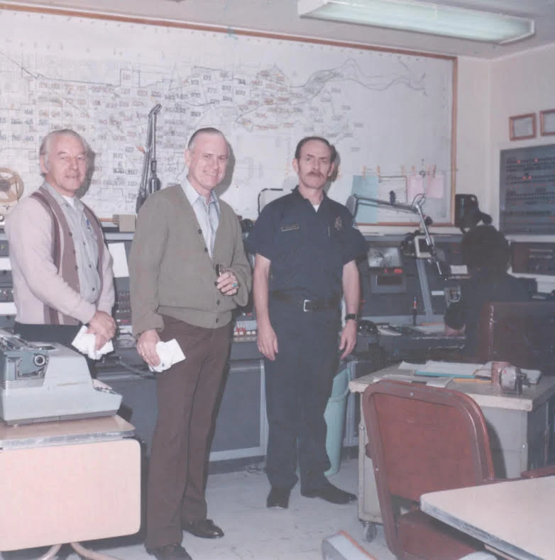 Dispatch Larry Scomars  Les Crawford Bob Greenaway 1976