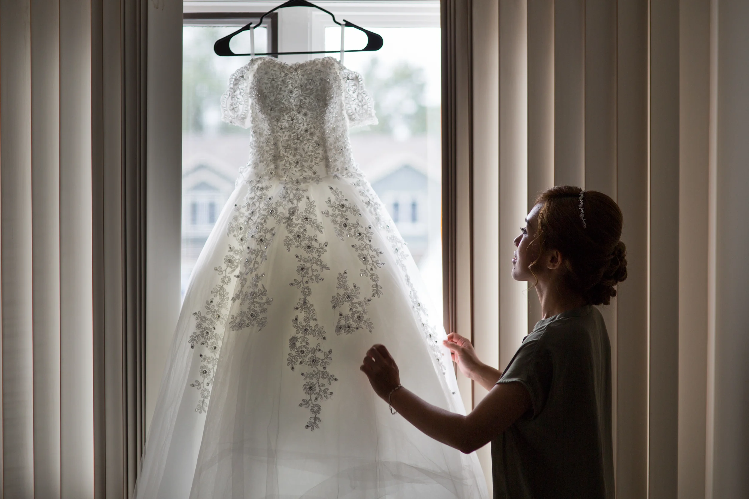 Wedding dress and bride in El Paso Texas.jpg