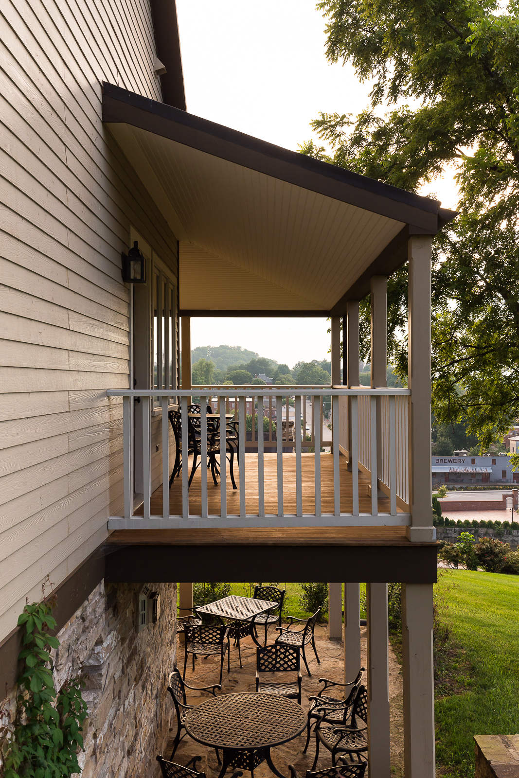 Some cottages have balconies with beautiful views of Hermann.