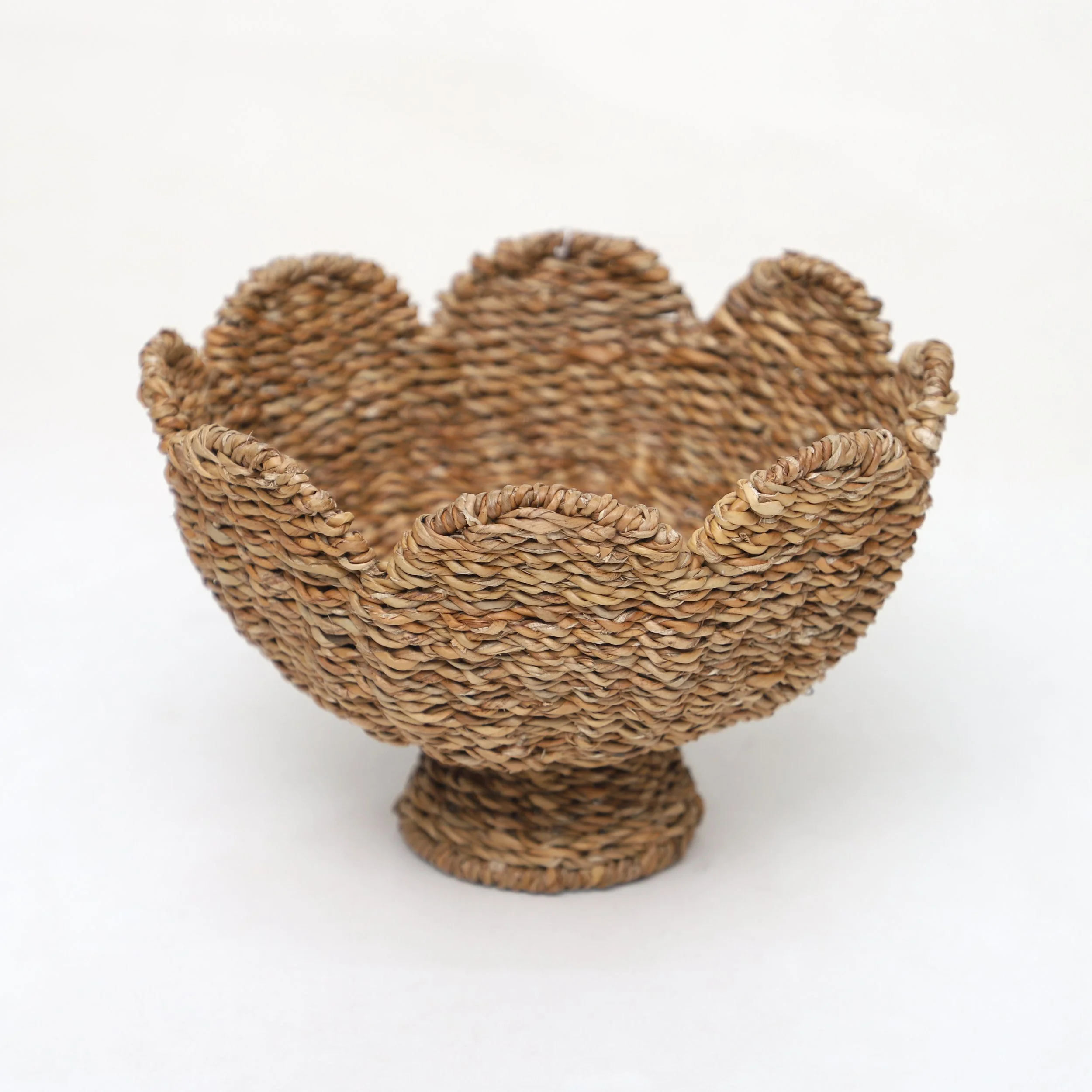Seagrass Flower Basket HHB 447 (1).JPG