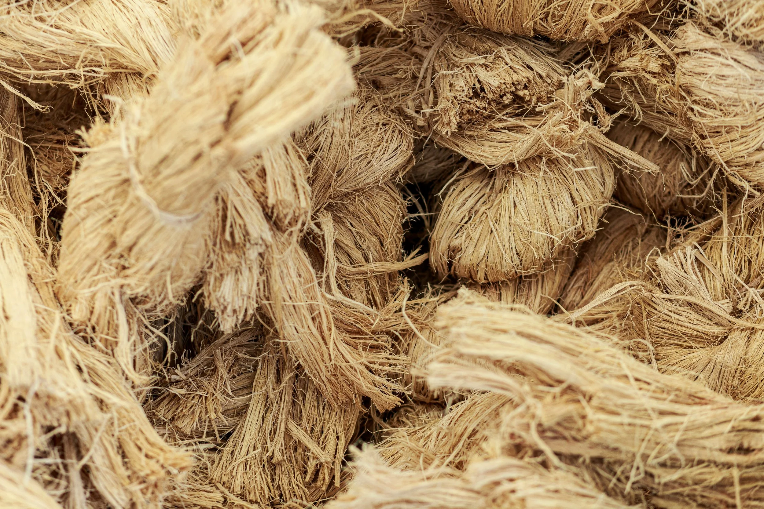 đŸ Why Choose Natural Fibres Over Synthetic?