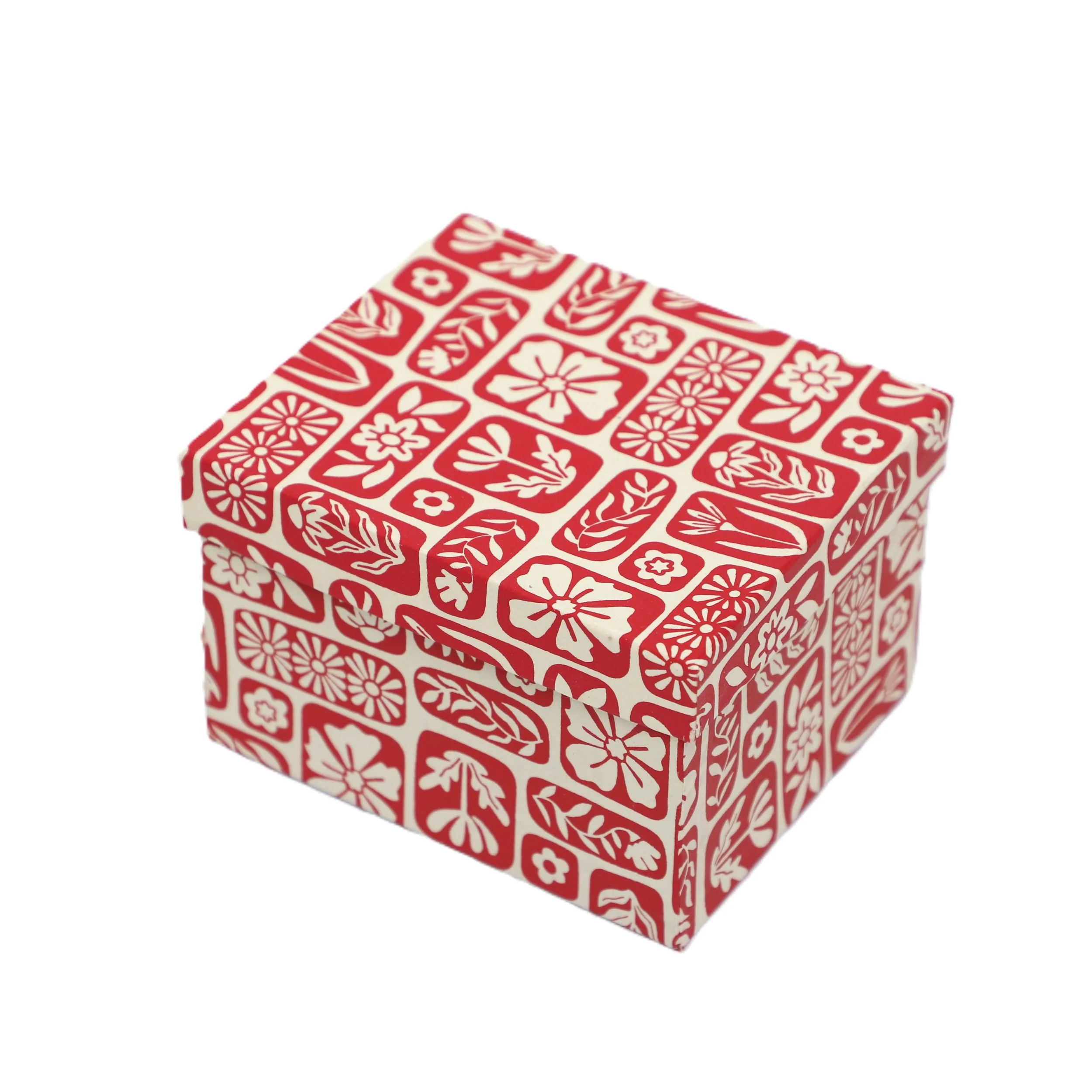 Handmade Gift box Red Square JE 6728 (1).JPG