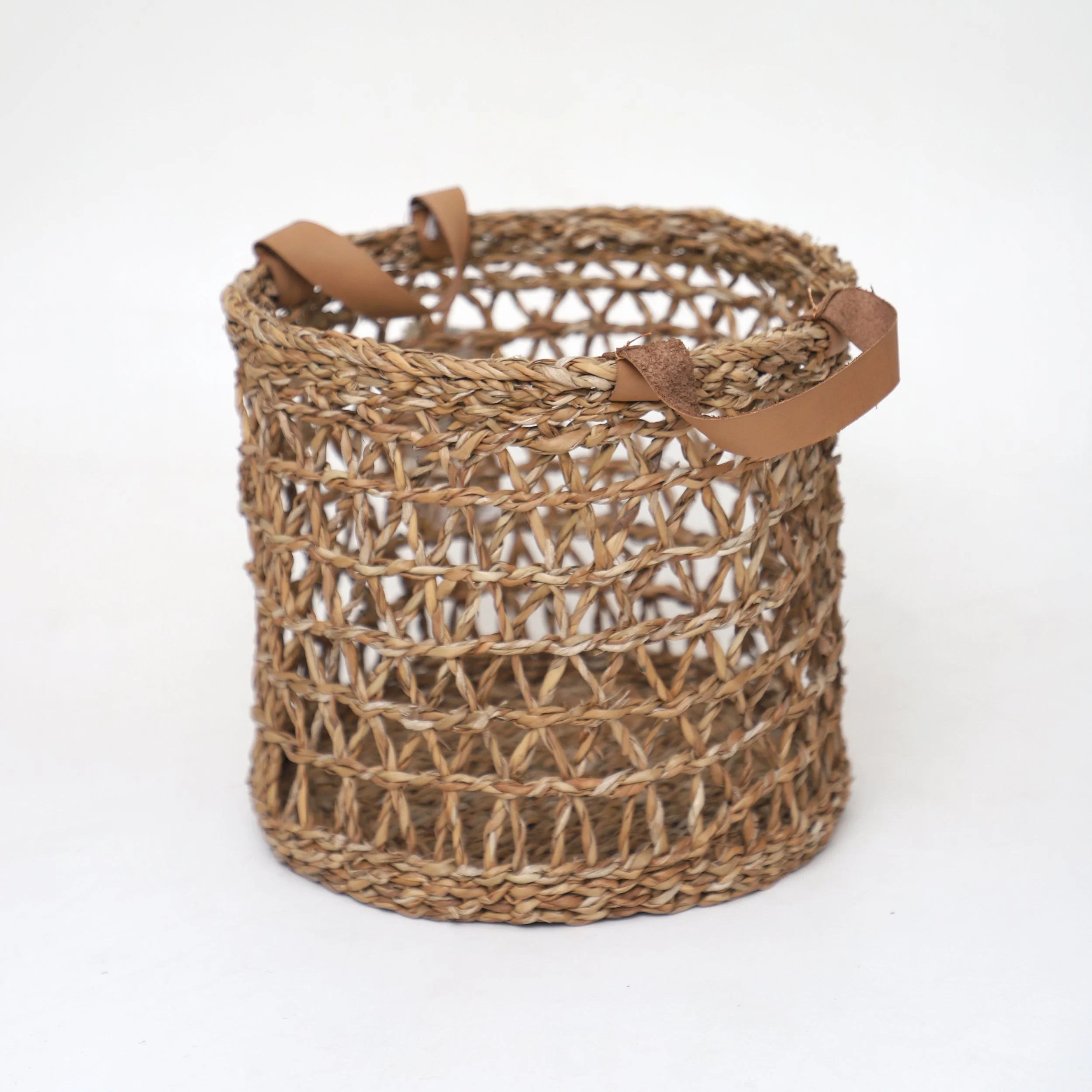 SEagrass Basket With Leather Handle HHB 305 2024 (4).JPG