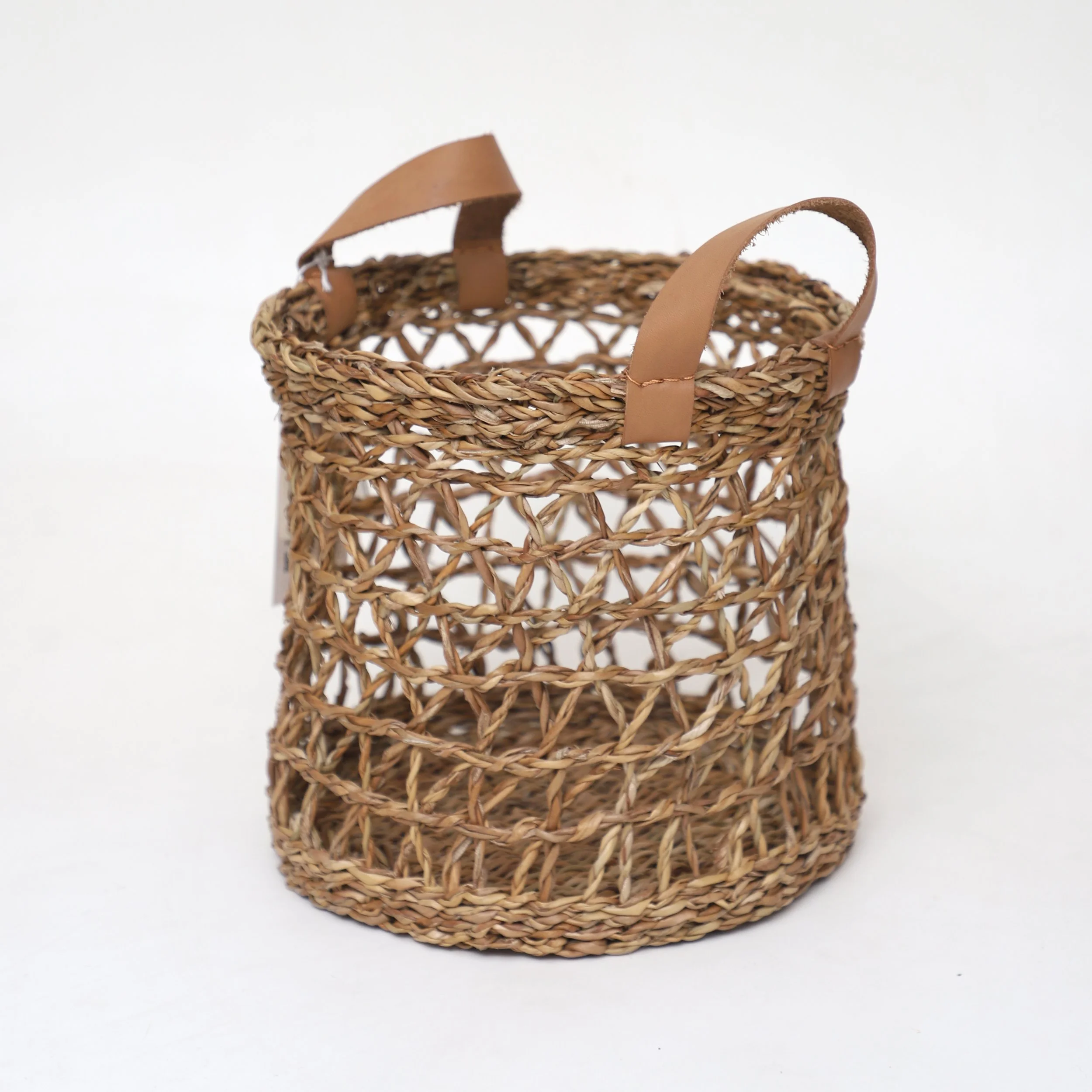 SEagrass Basket With Leather Handle HHB 305 2024 (1).JPG