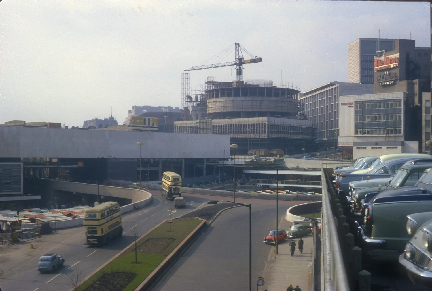 Bull+Ring+&+Rotunda+Redevelopment+-+View+from+Multi-Storey+Carpark.+6th+April+1963.jpg