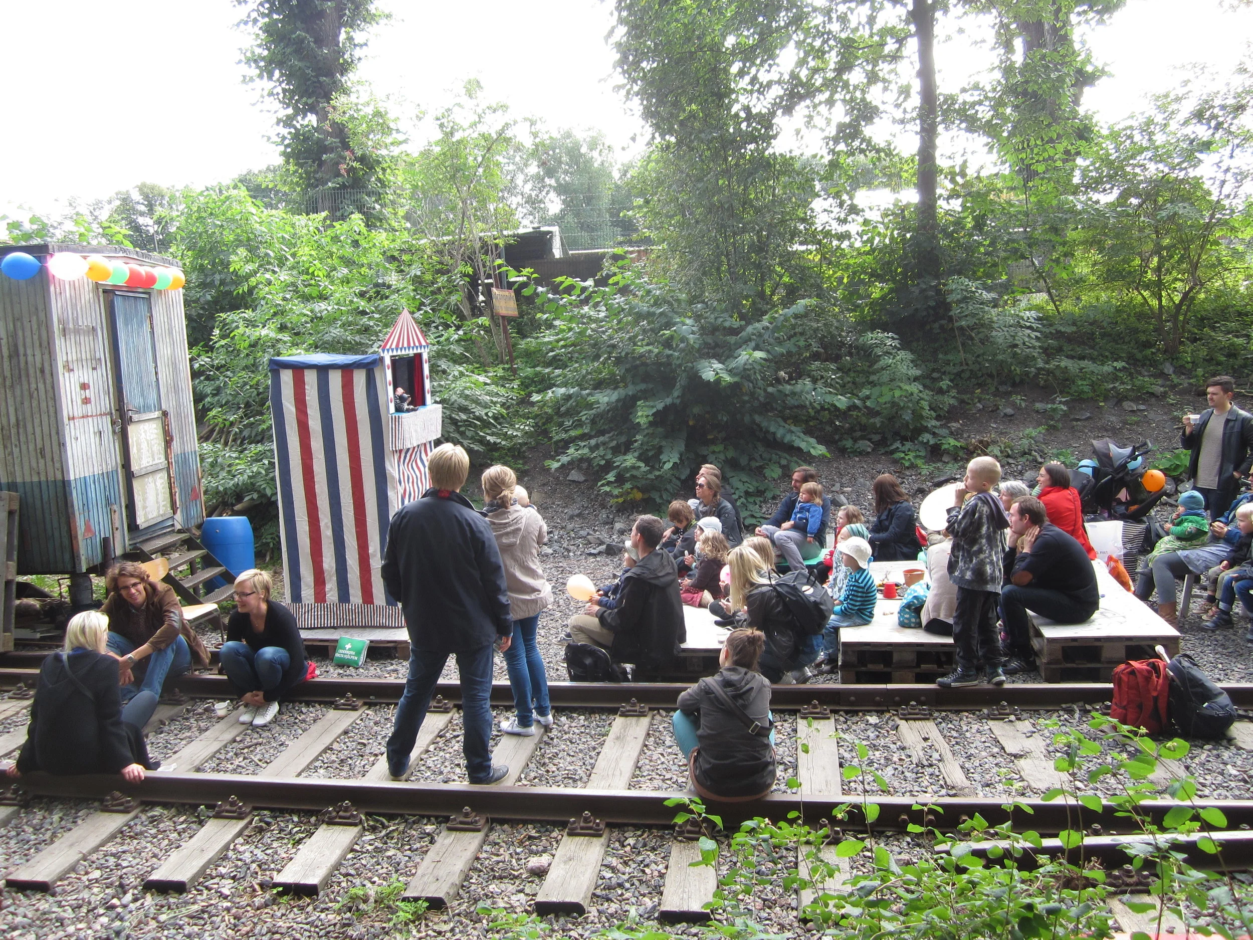 CIRCUS STRADA tehoaa talossa ja puutarhassa! 