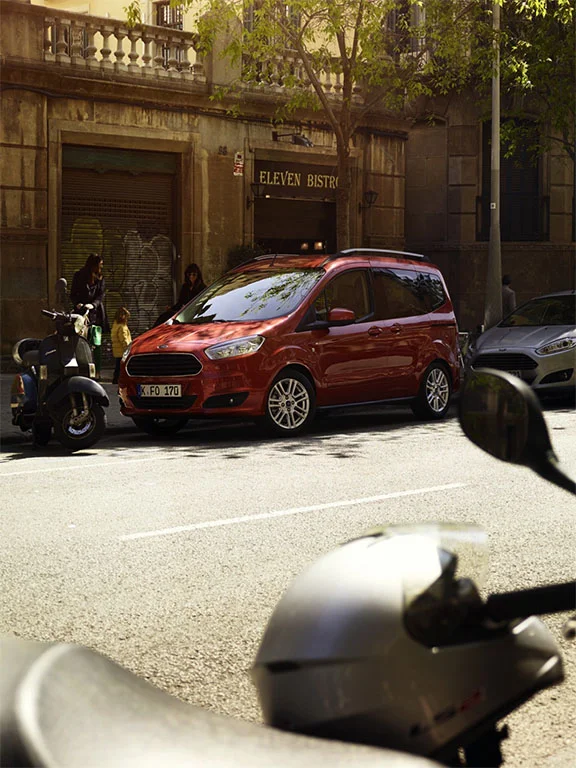 1007_Eleven_Bistro_Ford_BCN als Smartobjekt-1.jpg