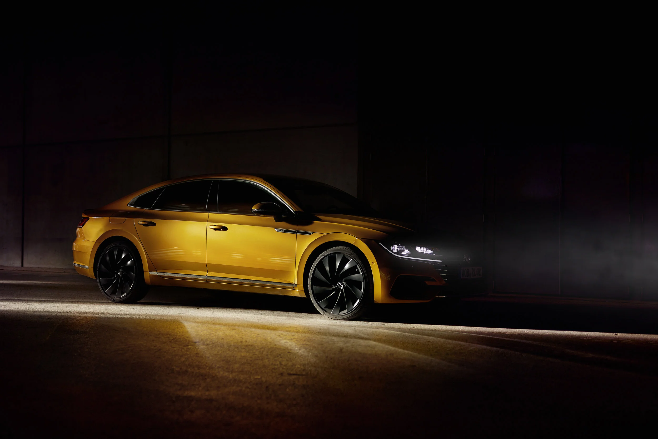 VW_Arteon_heandme_048.jpg