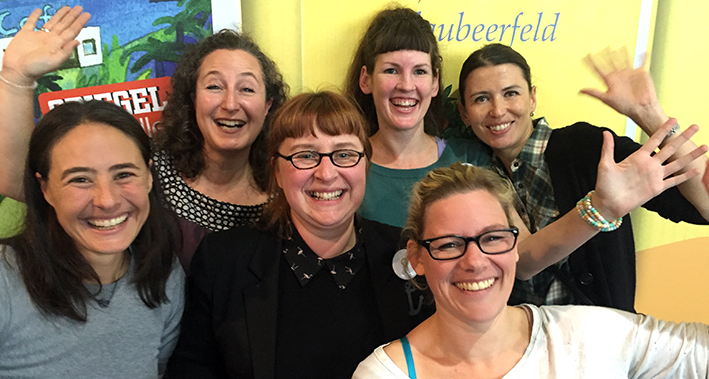 From left to right: Gaby, Nataša, Izabella (Mädchenwahn), Johanna, Tessa, Vera