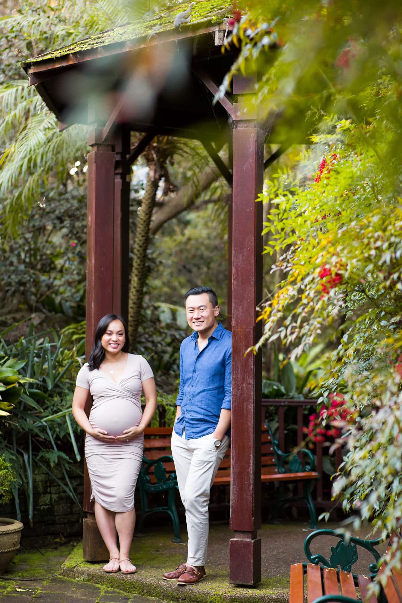 Sydney-family-photographer-maternity-photoshoot-outdoors-Camelia-Gardens-(13).jpg