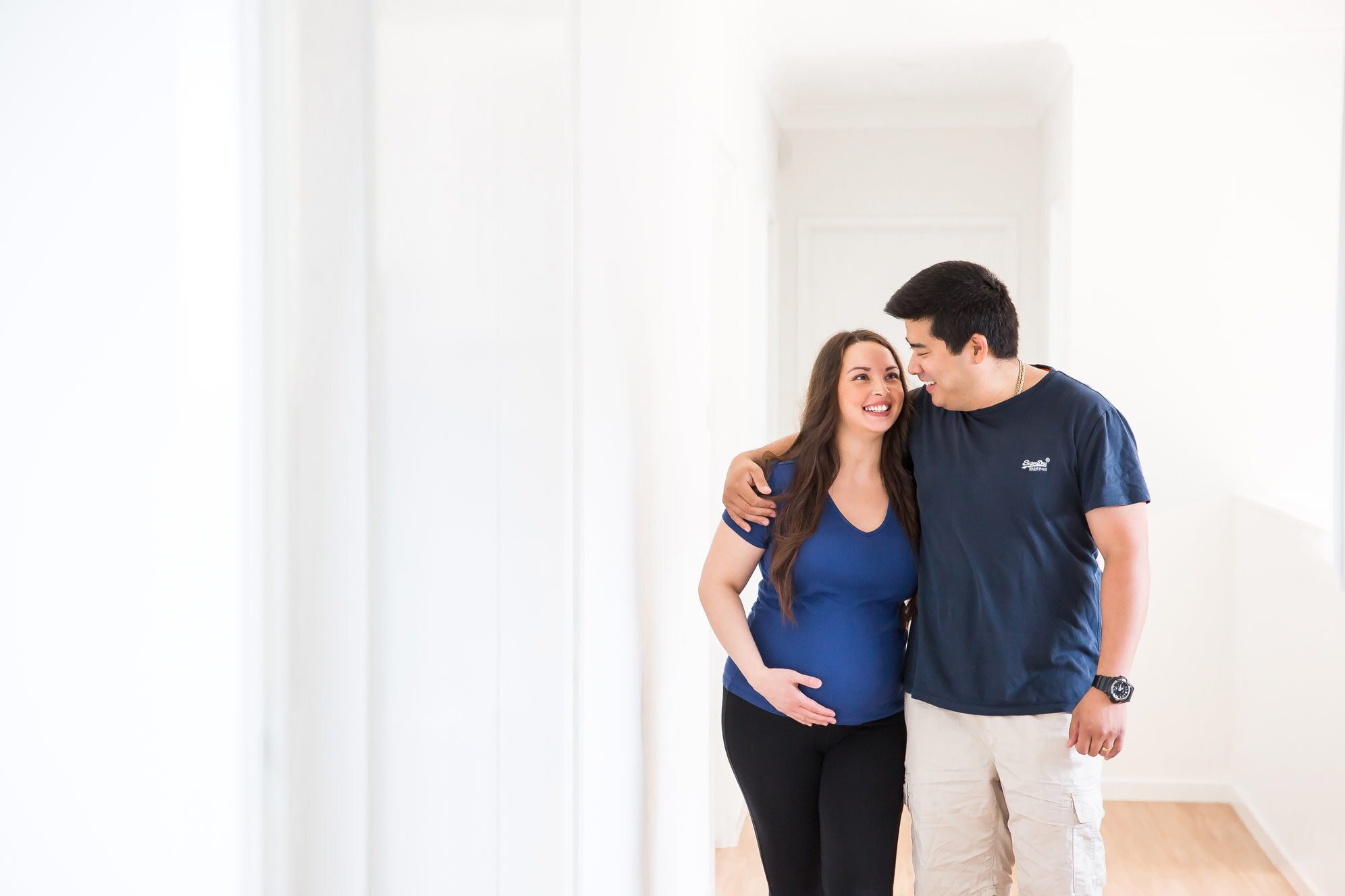 At-home-Sydney-family-photographer-and-maternity-photoshoot-Macarthur-Heights-(8).jpg