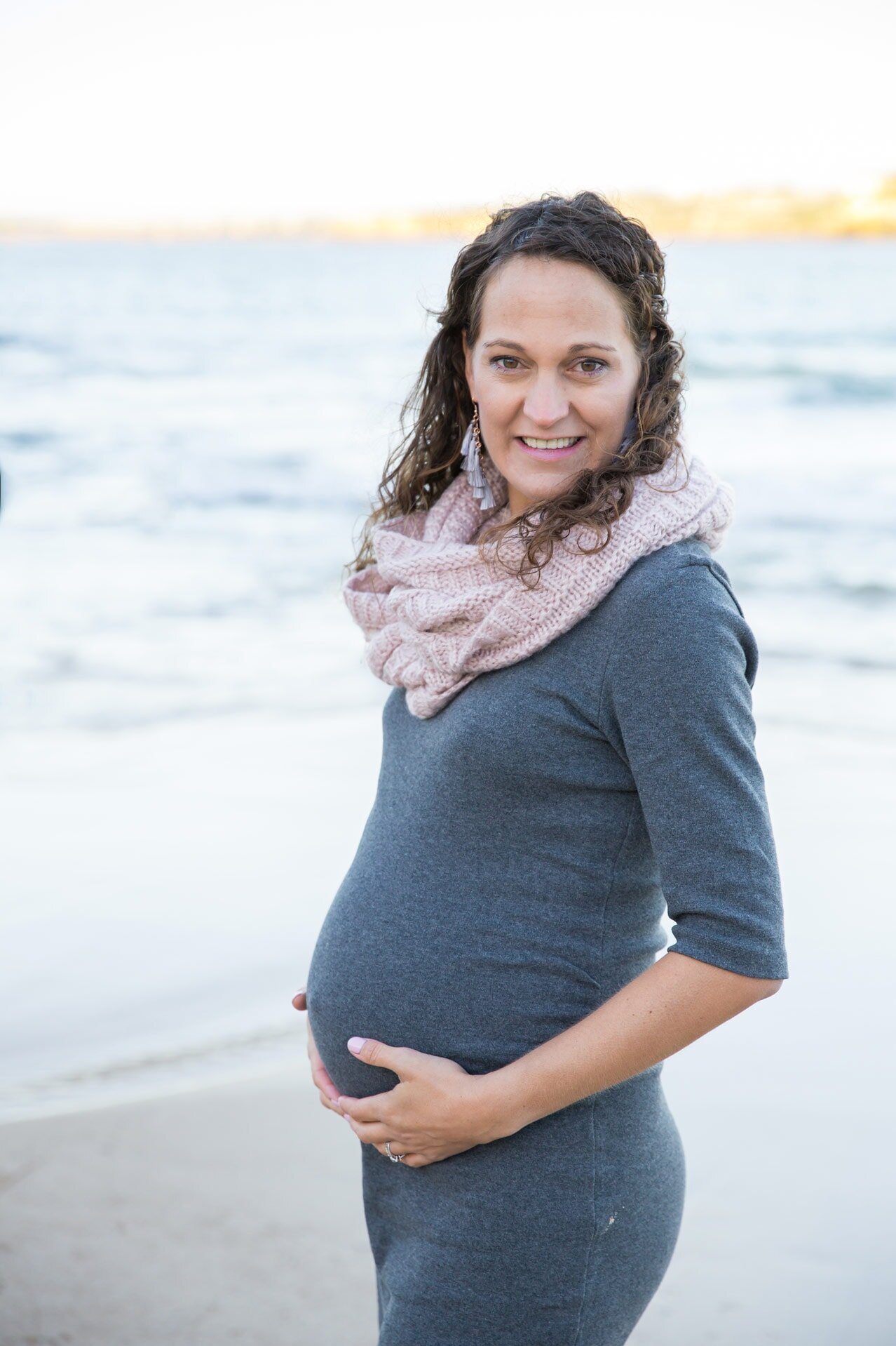 Sydney-family-photographer-and-maternity-photoshoot-outdoors-Bondi-Beach (19).jpg