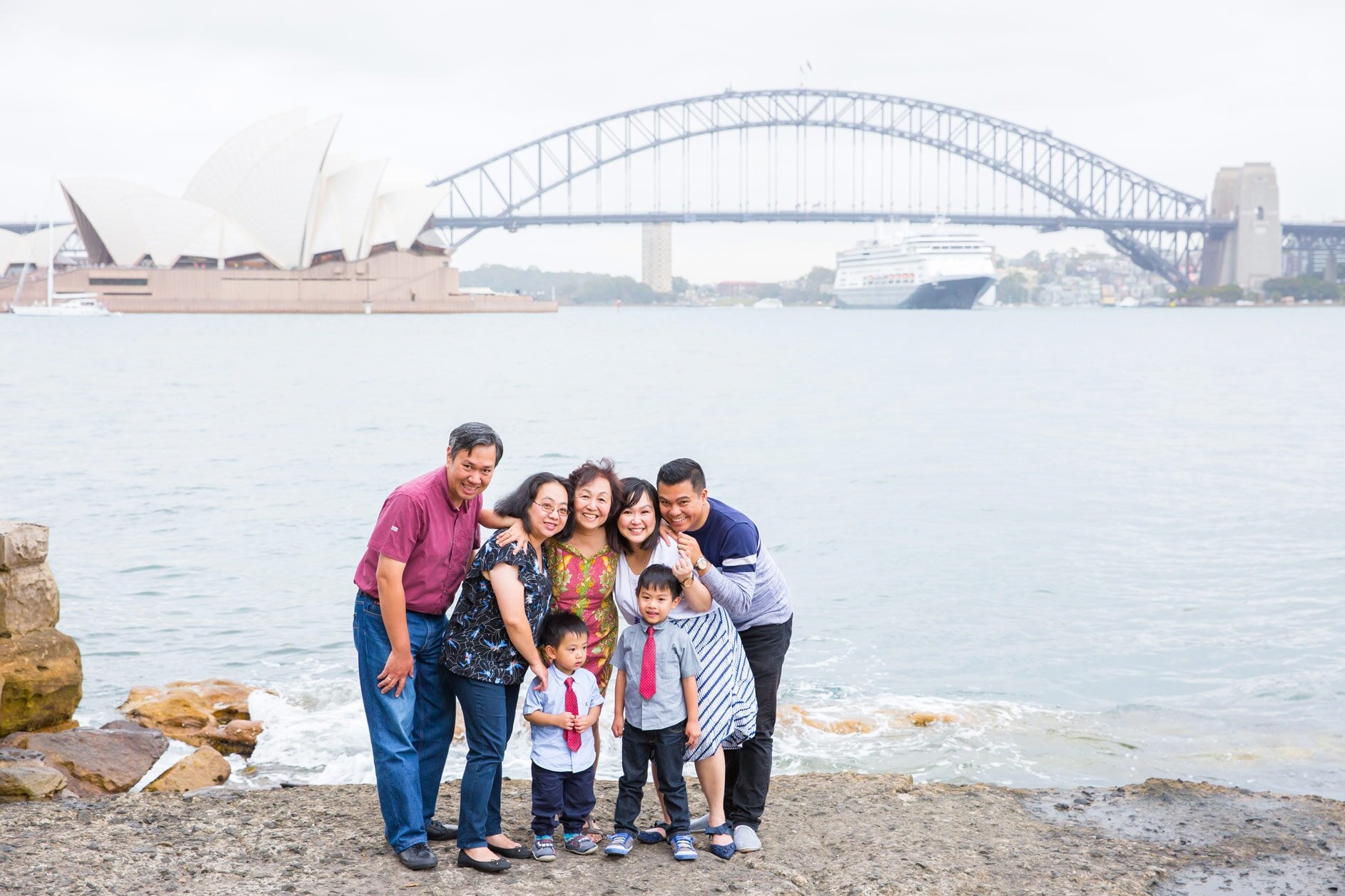 Sydney-family-photographer-outdoor-family-photoshoot-Royal-Botanic-Gardens-(11).jpg