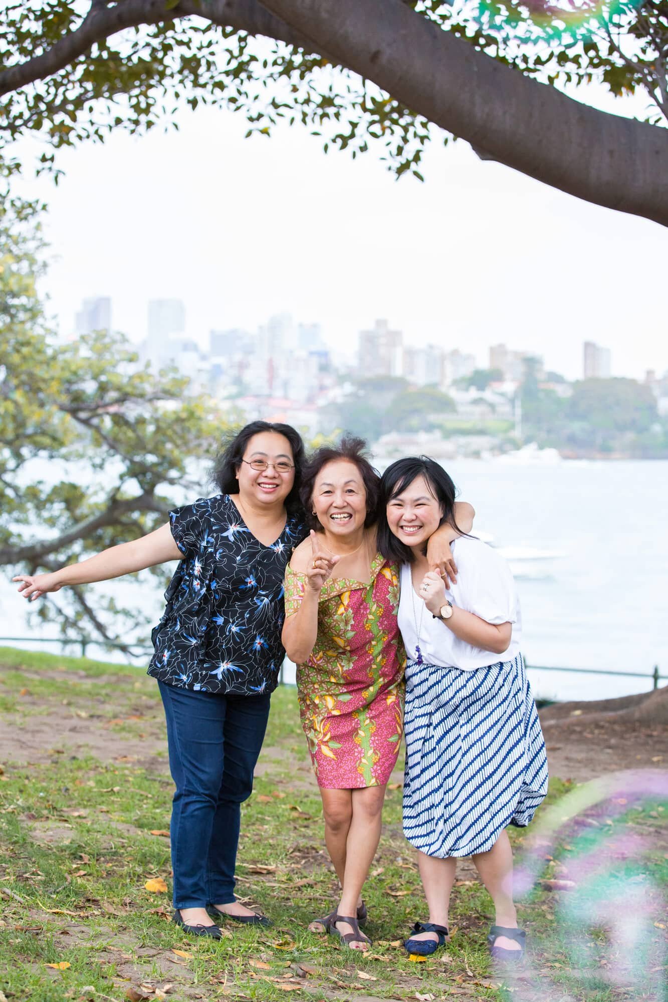 Sydney-family-photographer-outdoor-family-photoshoot-Royal-Botanic-Gardens-(27).jpg