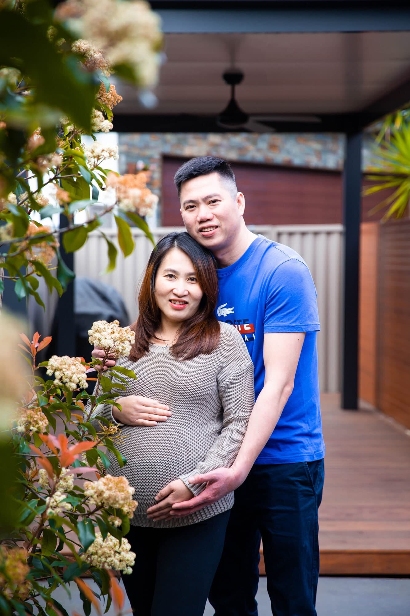 At-home-Sydney-family-photographer-and-maternity-photoshoot-Liverpool-(15).jpg