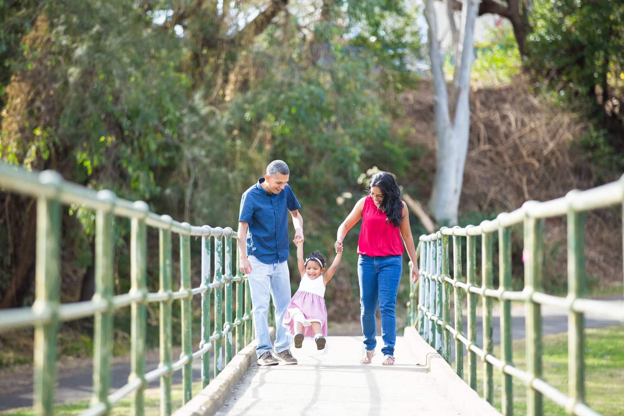 Sydney-family-photographer-outdoor-family-photoshoot-Parramatta-Park-(14).jpg