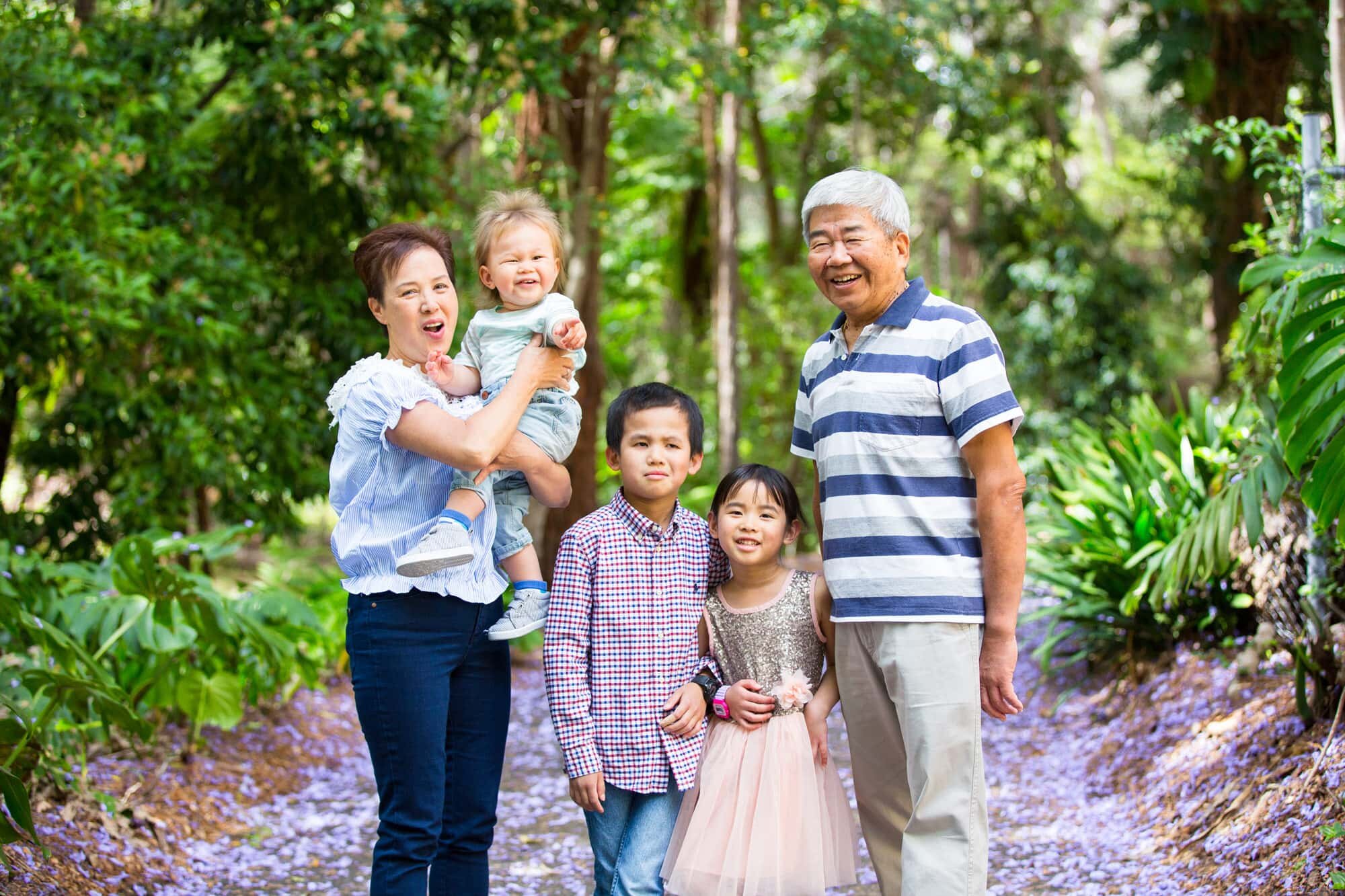 Sydney-family-photographer-outdoor-family-photoshoot-Swain-Gardens-(9).jpg