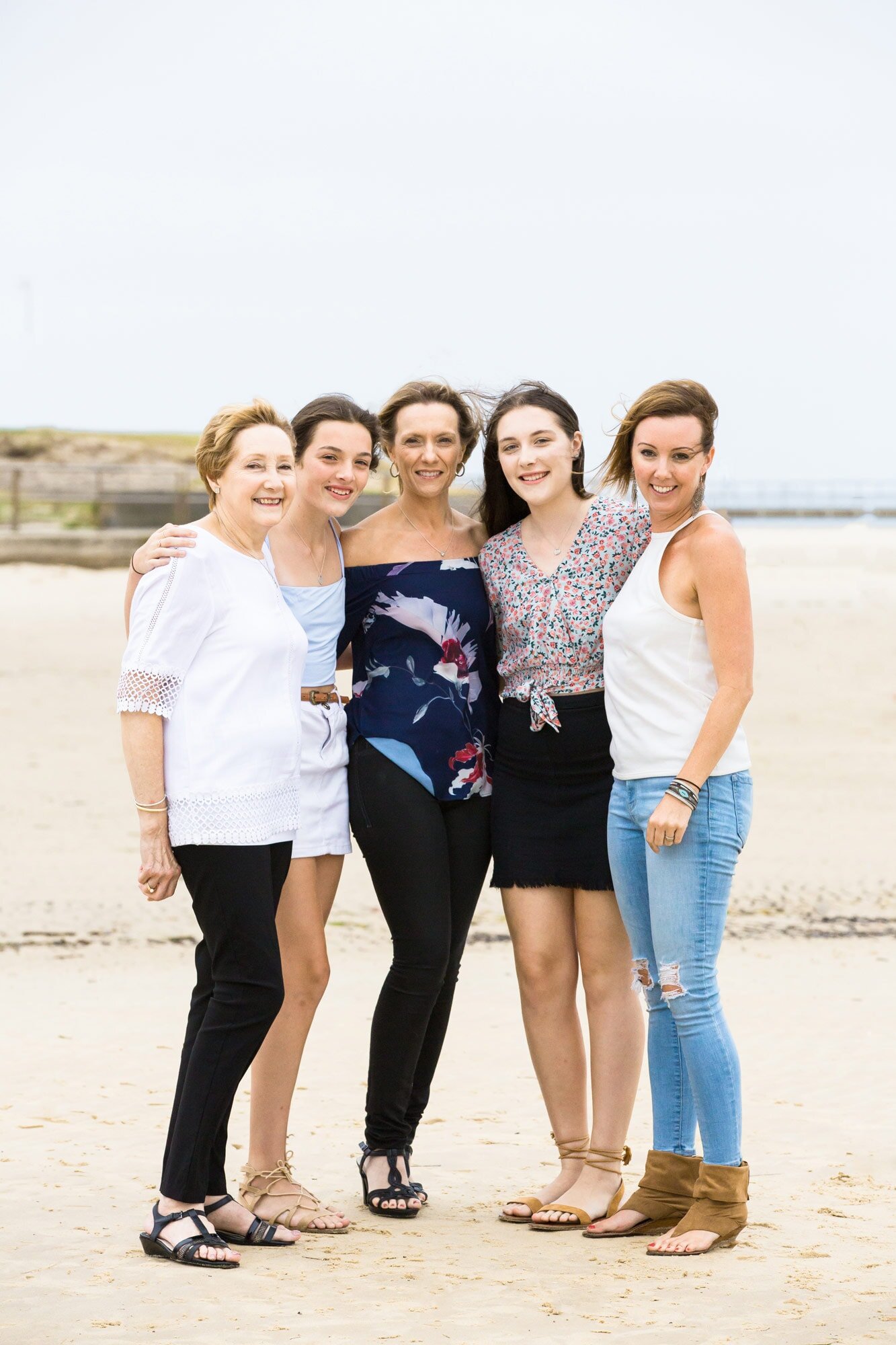 Sydney-family-photographer-outdoor-family-photoshoot-Dolls-Point-Beach-(4).jpg