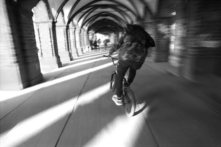 TonyHauptPhoto_movement_oberbaum.jpg