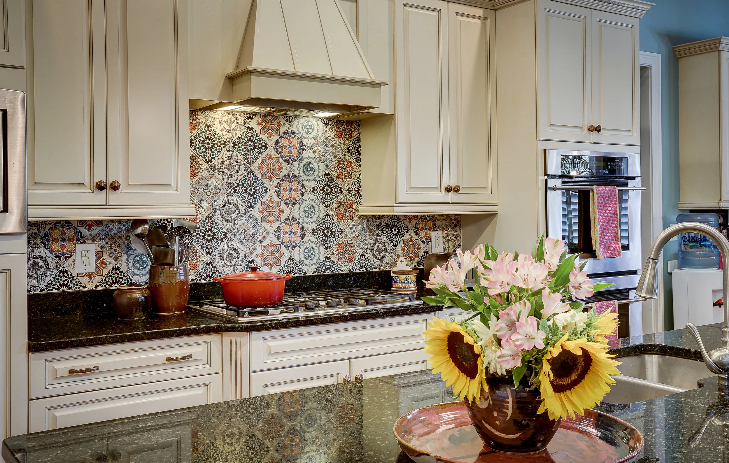 A (back)splash of color: DIY tile backsplash