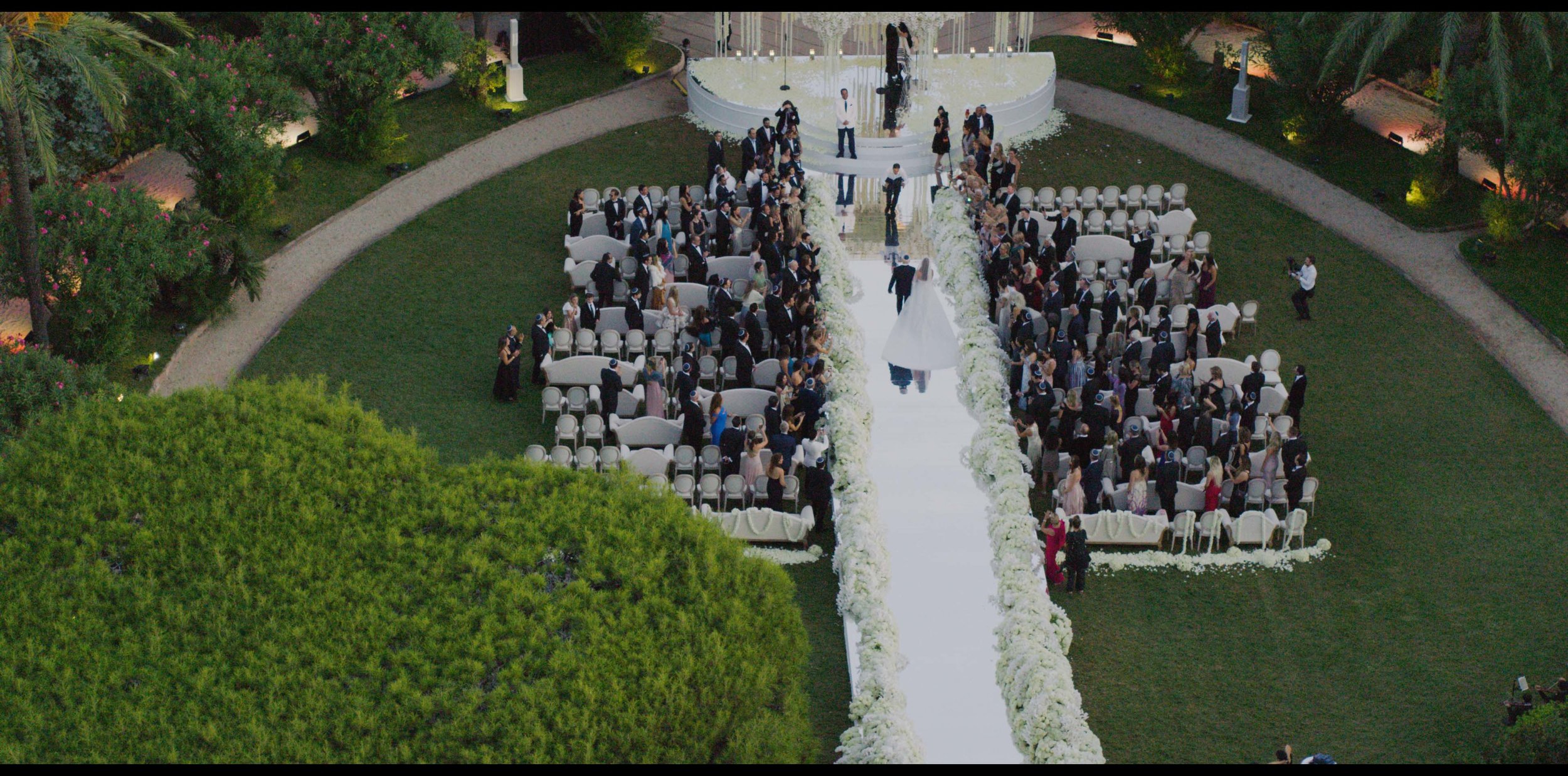 Danielle & Mark - Wedding Film Highlight_v2.00_02_46_01.Still061.jpg