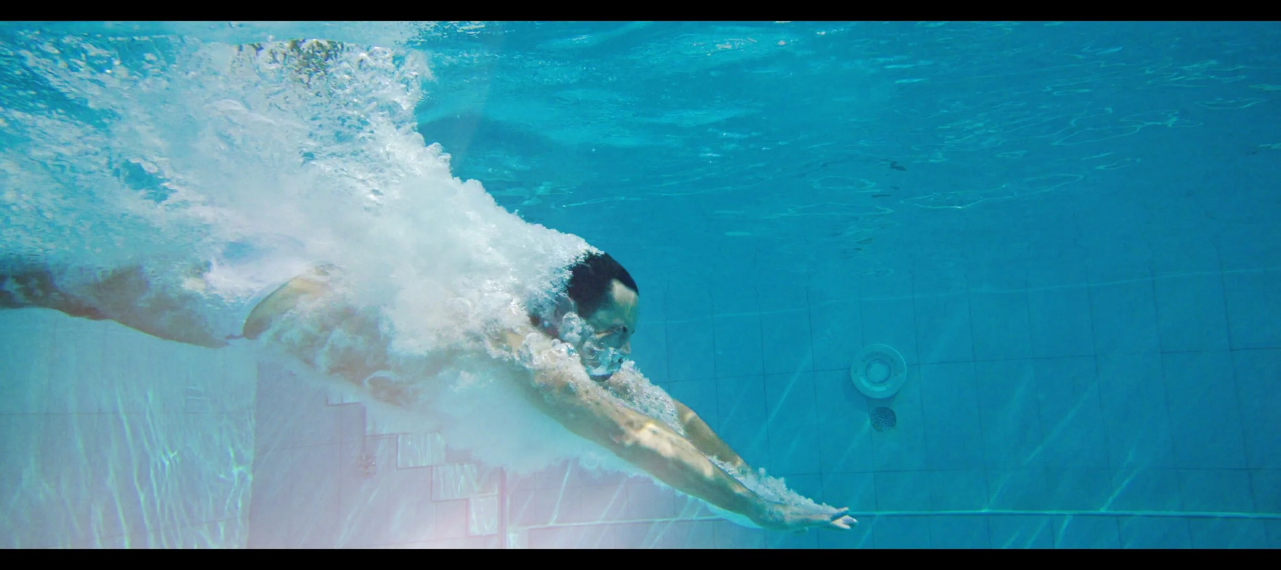 FS_X_DG_422HQ_ANA_FINAL.mov_snapshot_00.23_[2020.08.14_10.54.19].jpg