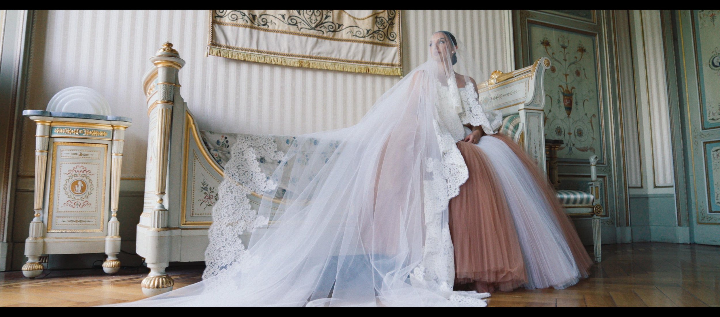 Katya & Joey - Wedding highlight Film Final.mov_snapshot_00.55.810.jpg