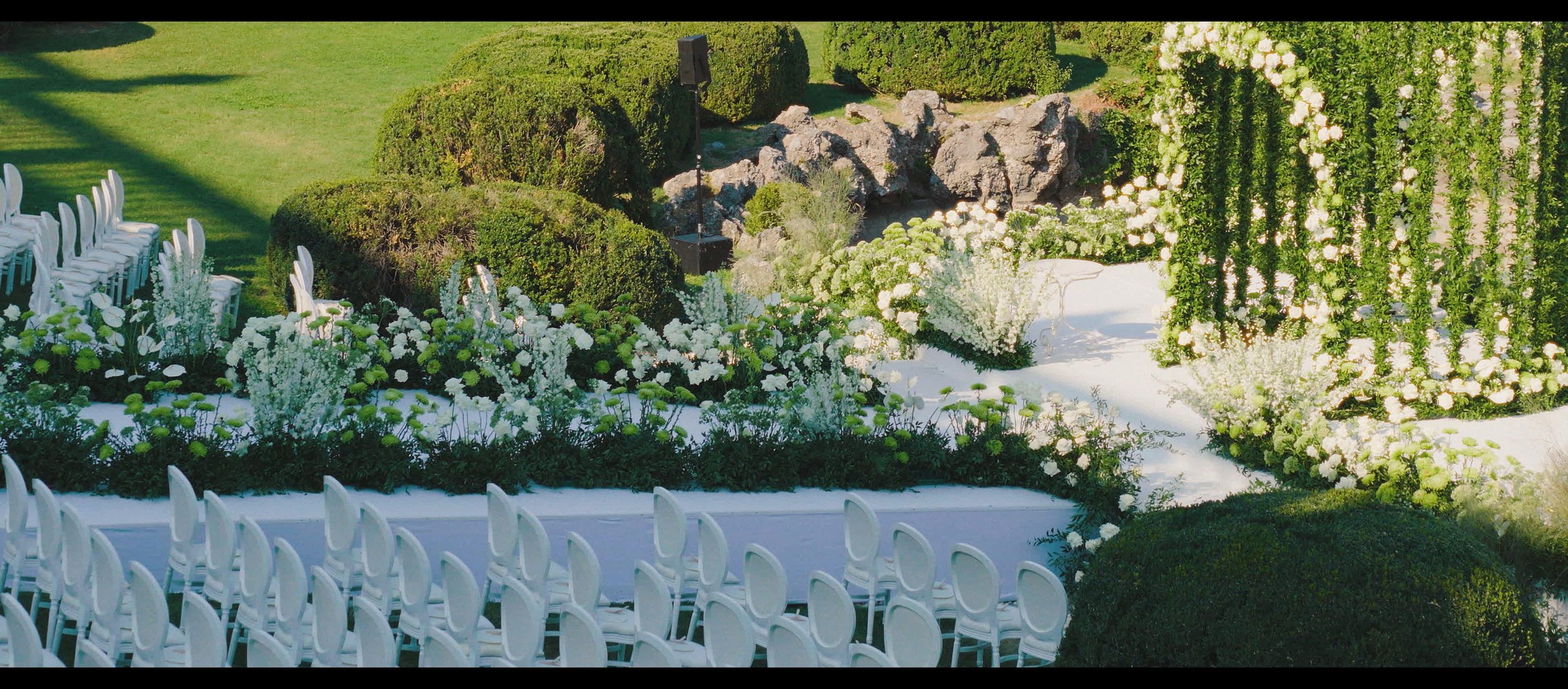 inspire 3 villa erba drone shot luxury wedding ceremomy by alejandra poupel , sacks productions and vincenzo dascanio
