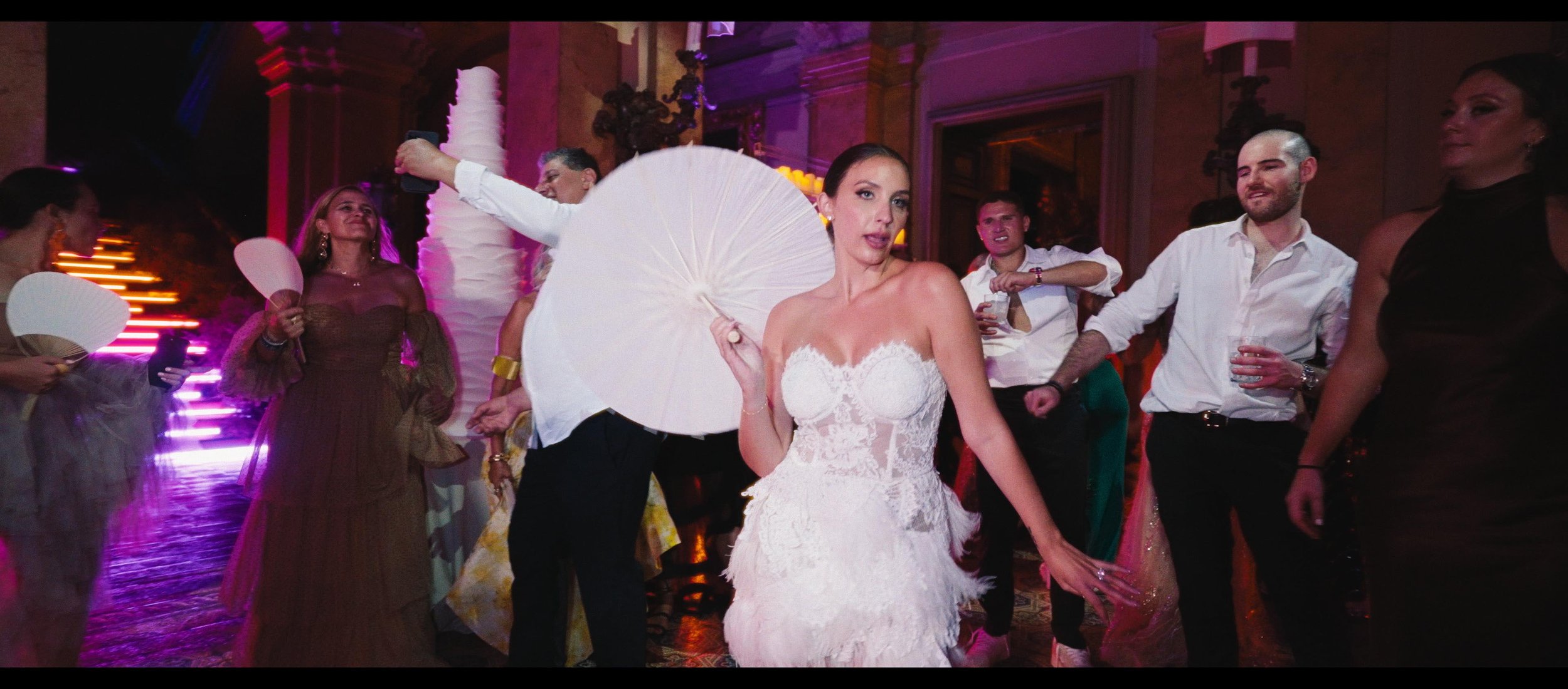 Katya & Joey - Wedding highlight Film Final.mov_snapshot_04.39.394.jpg