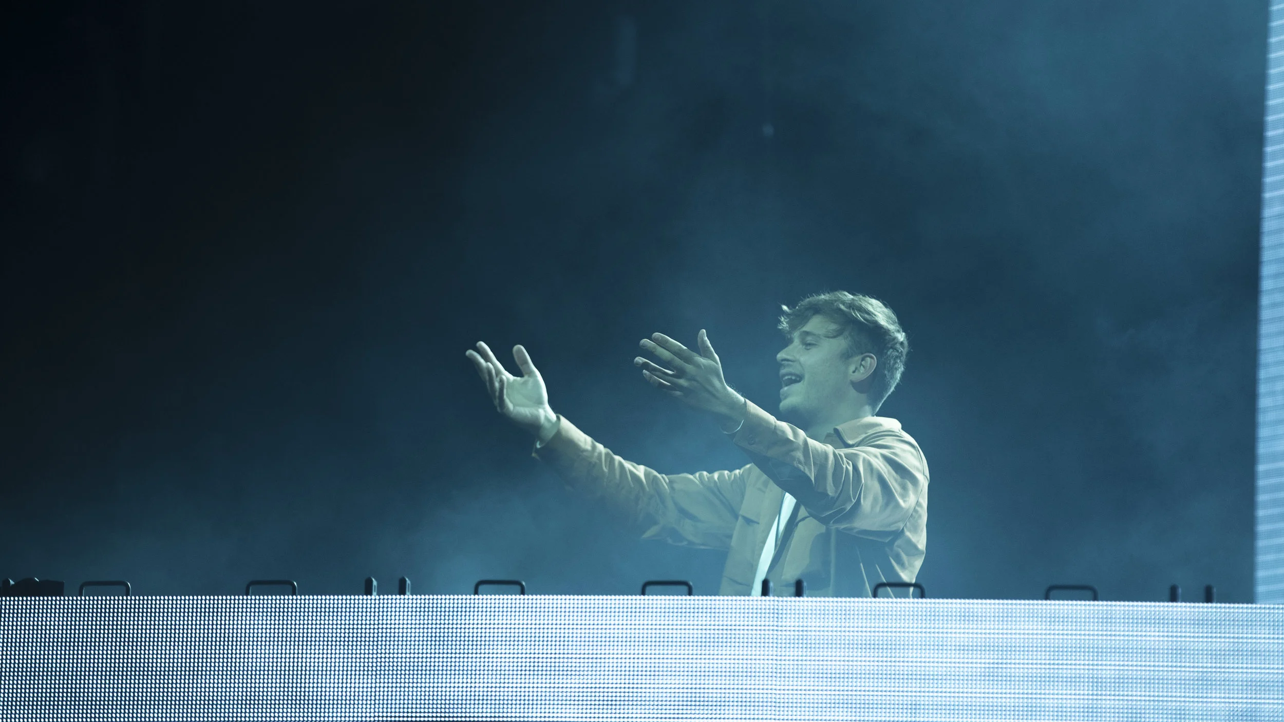 (c)tashmontlake_FLUME.jpg