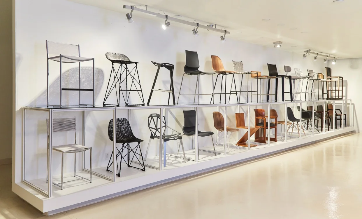 Centro Modern Furnishings