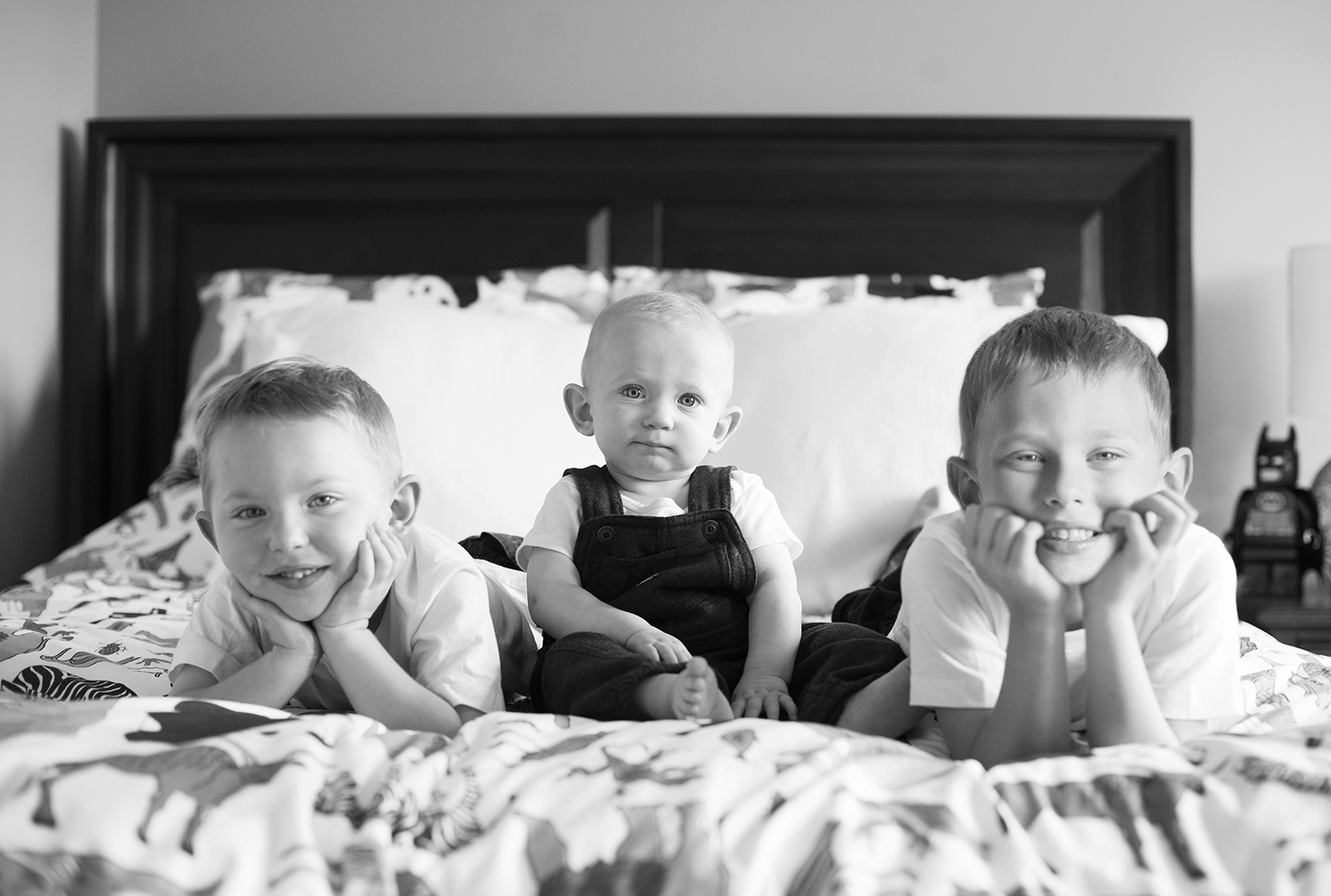 fun casual lifestyle family photos