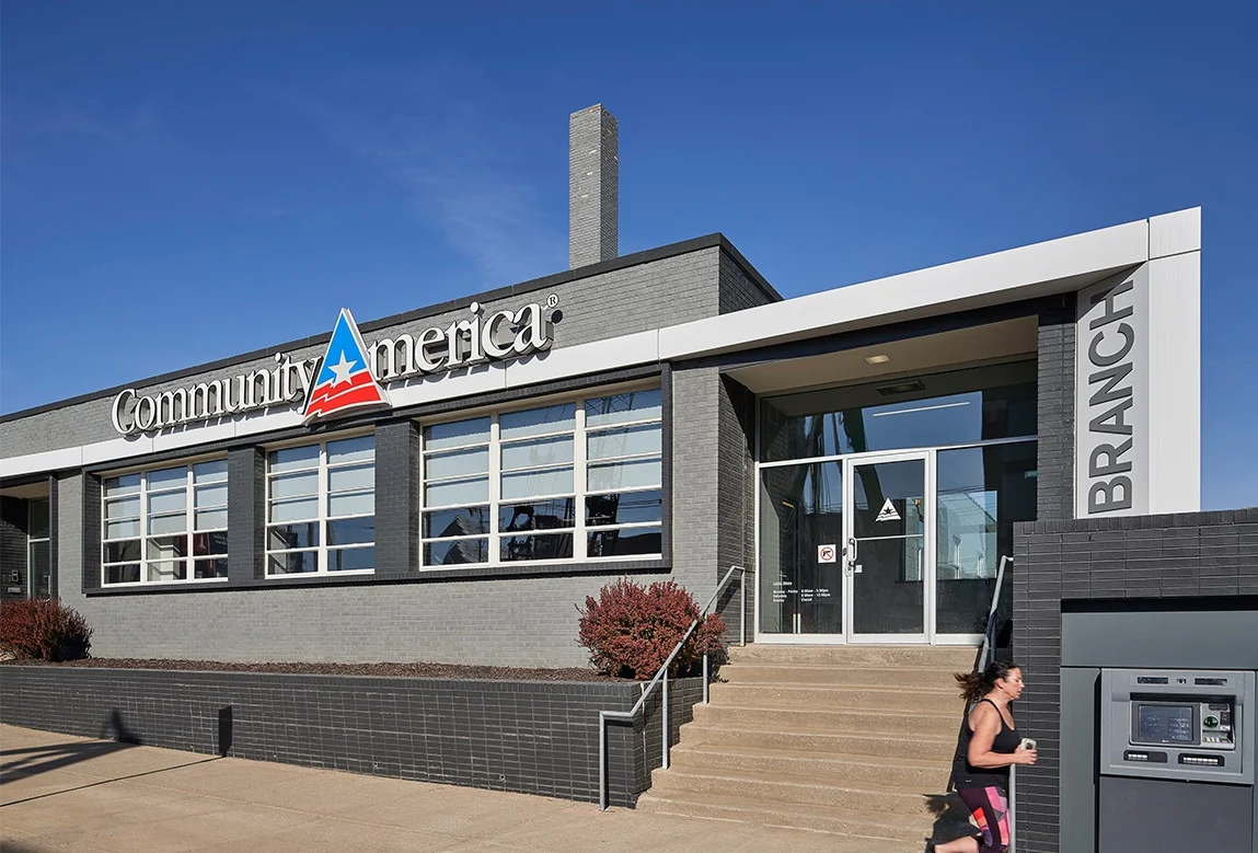 CACU Crossroads LEAD IMAGE 2.jpg