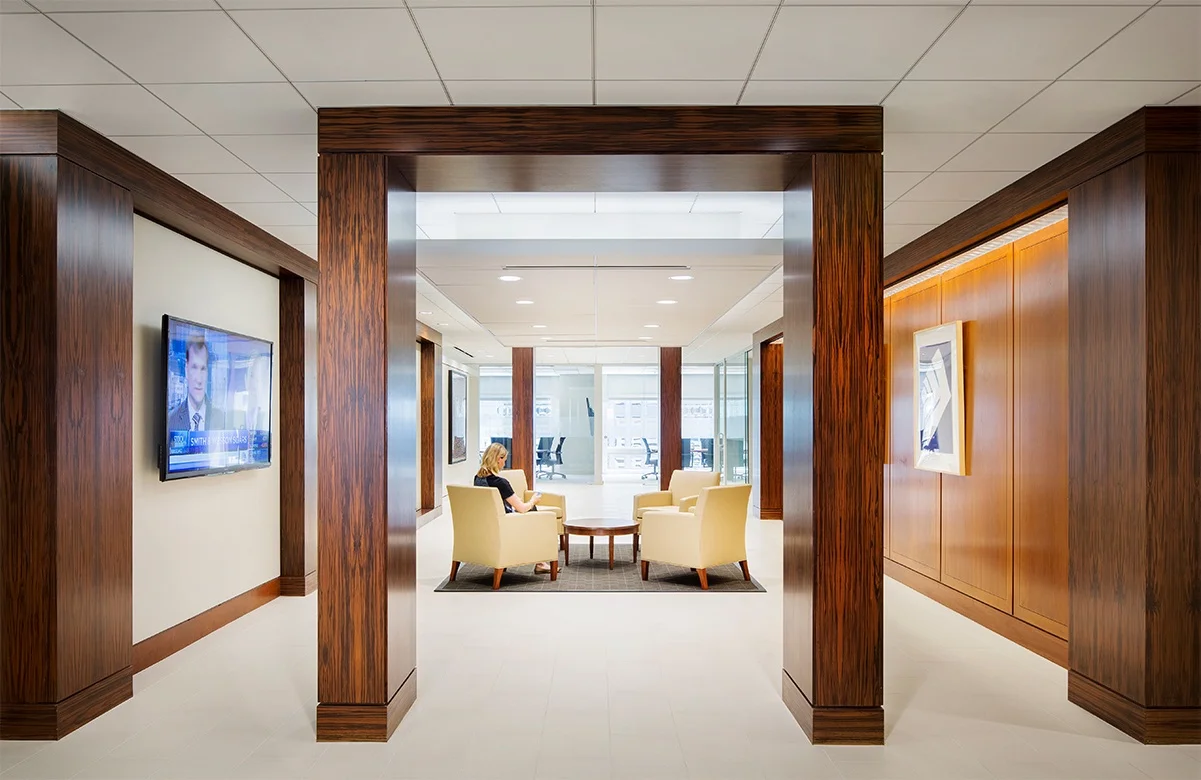 COMMERCE 1000Walnut LEAD IMAGE 2.jpg