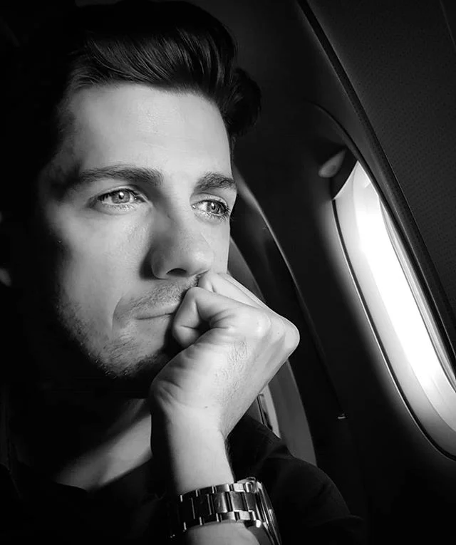A plane window is a great place to gather, sort and align your thoughts. 
I mean what else is there to do... #thoughtoftheday #thoughts #focused #focus #align #priorities