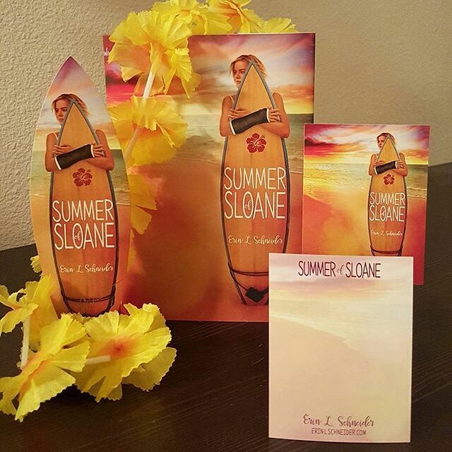 Heads up!!! The paperback version of #SummerOfSloane will be releasing from #disneyhyperion / #hyperionteens on May 2nd -- but is available for pre-order on Amazon.com, Target.com, and BarnesandNoble.com (to name a few sites!) RIGHT NOW!!!
・・・
Anyone